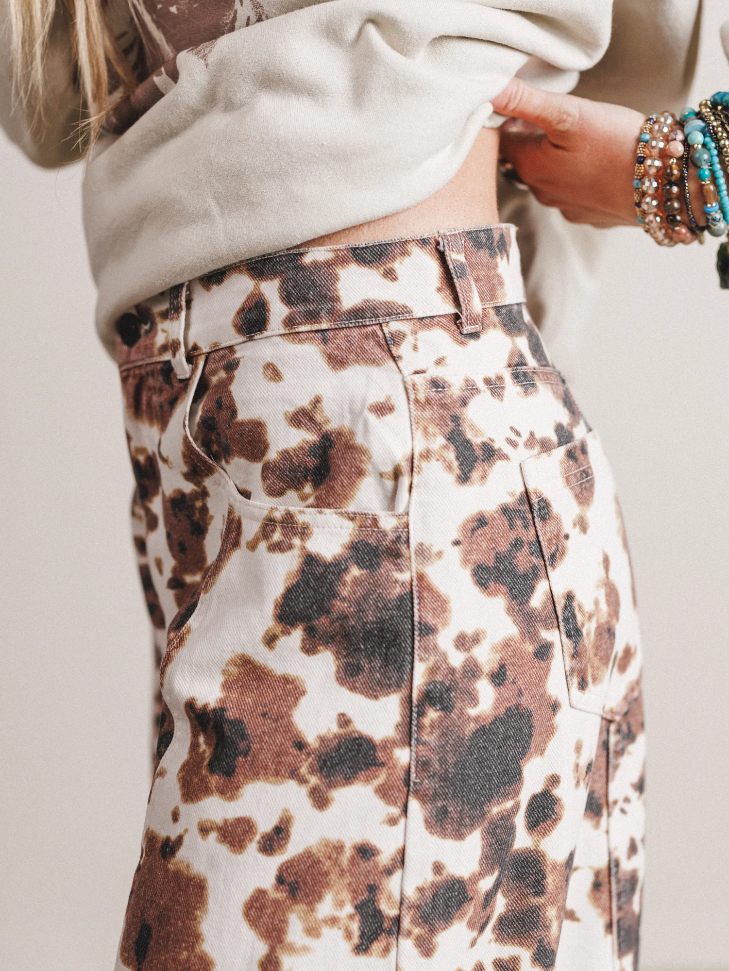 Belle Cow Print Barrel Jeans - Brown - Image 4