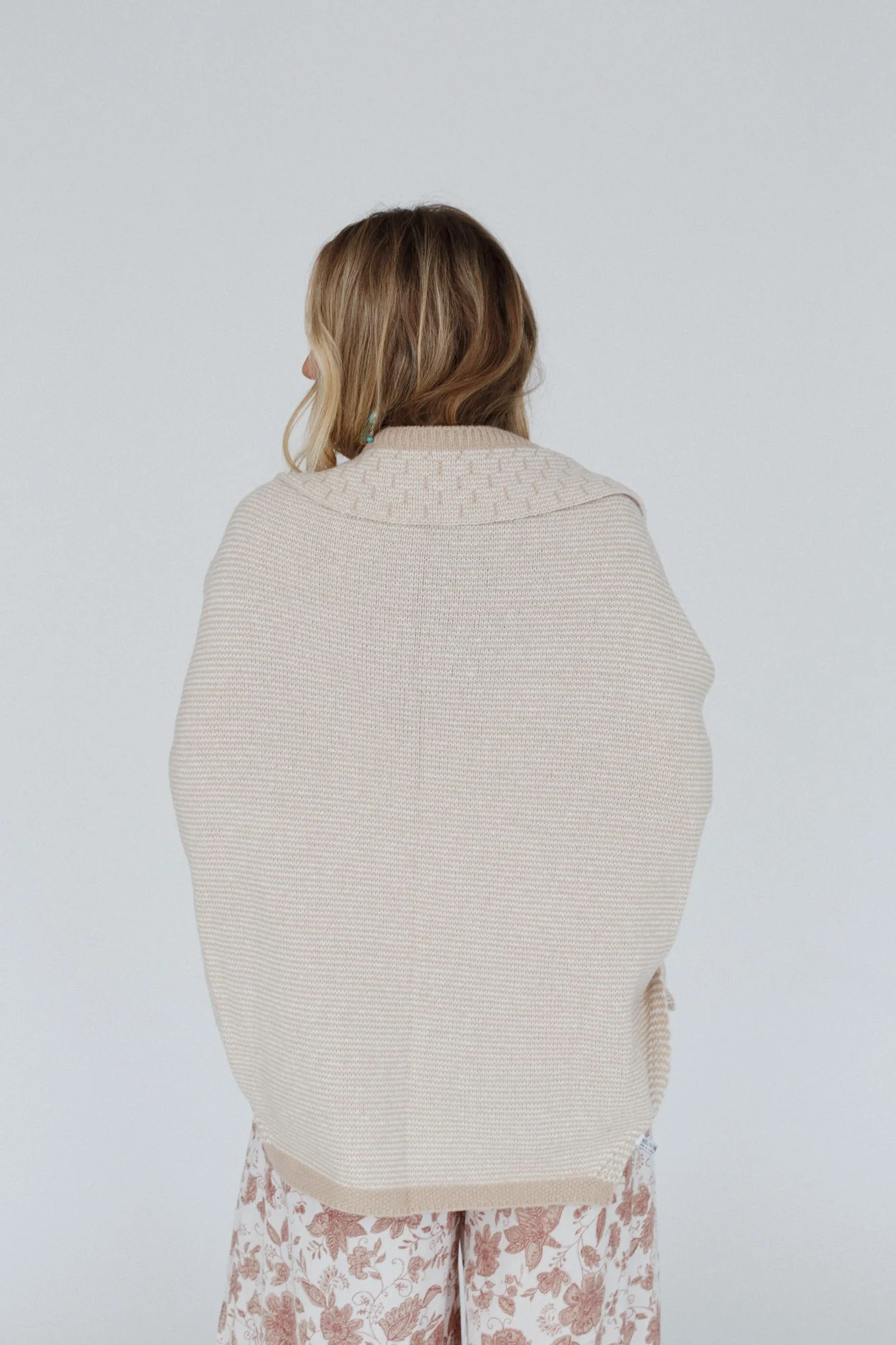 Blakely Cozy Knit Shawl - Beige - Image 5