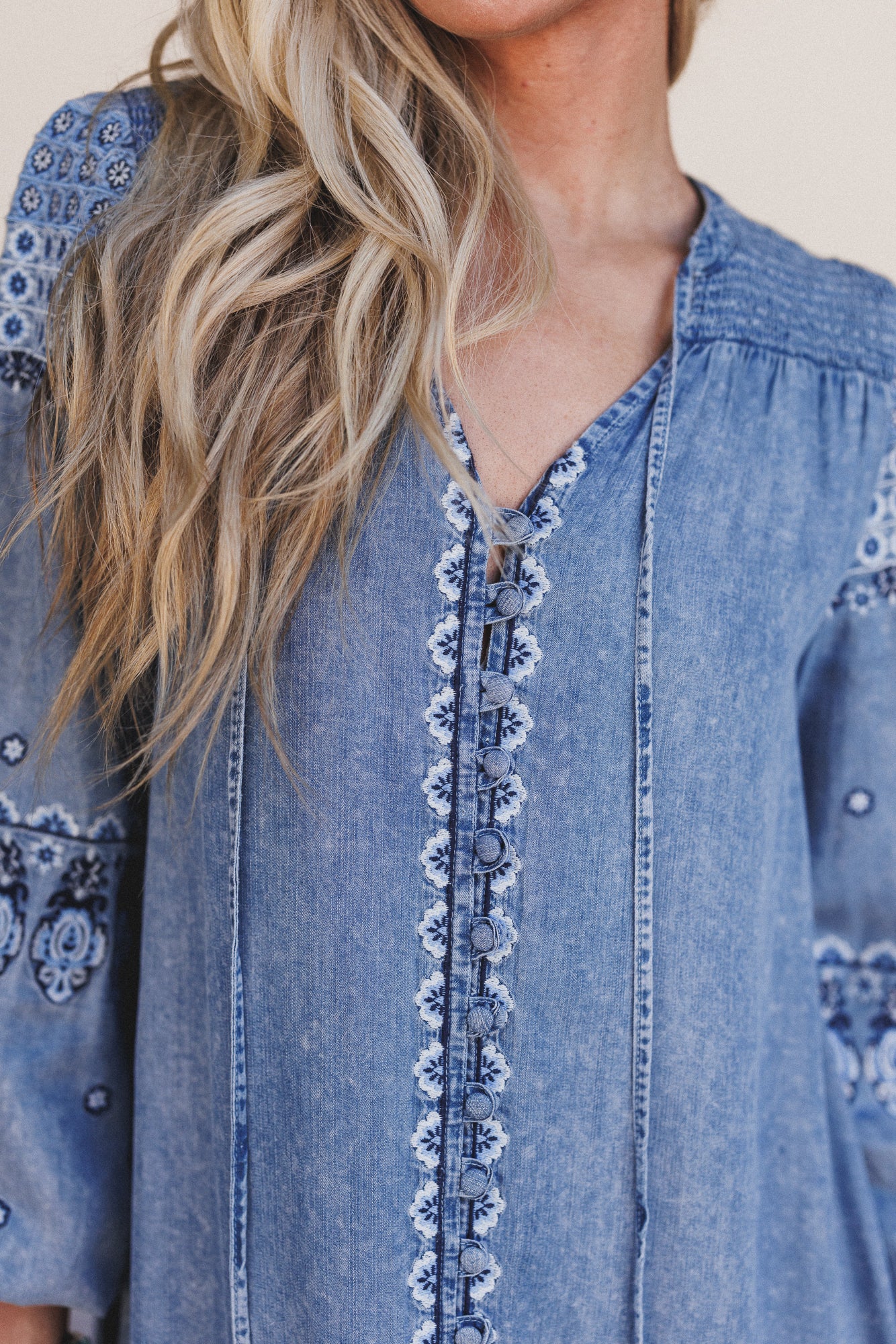 Bluegrass Button Embroidered Maxi Dress - Light Wash - Image 2