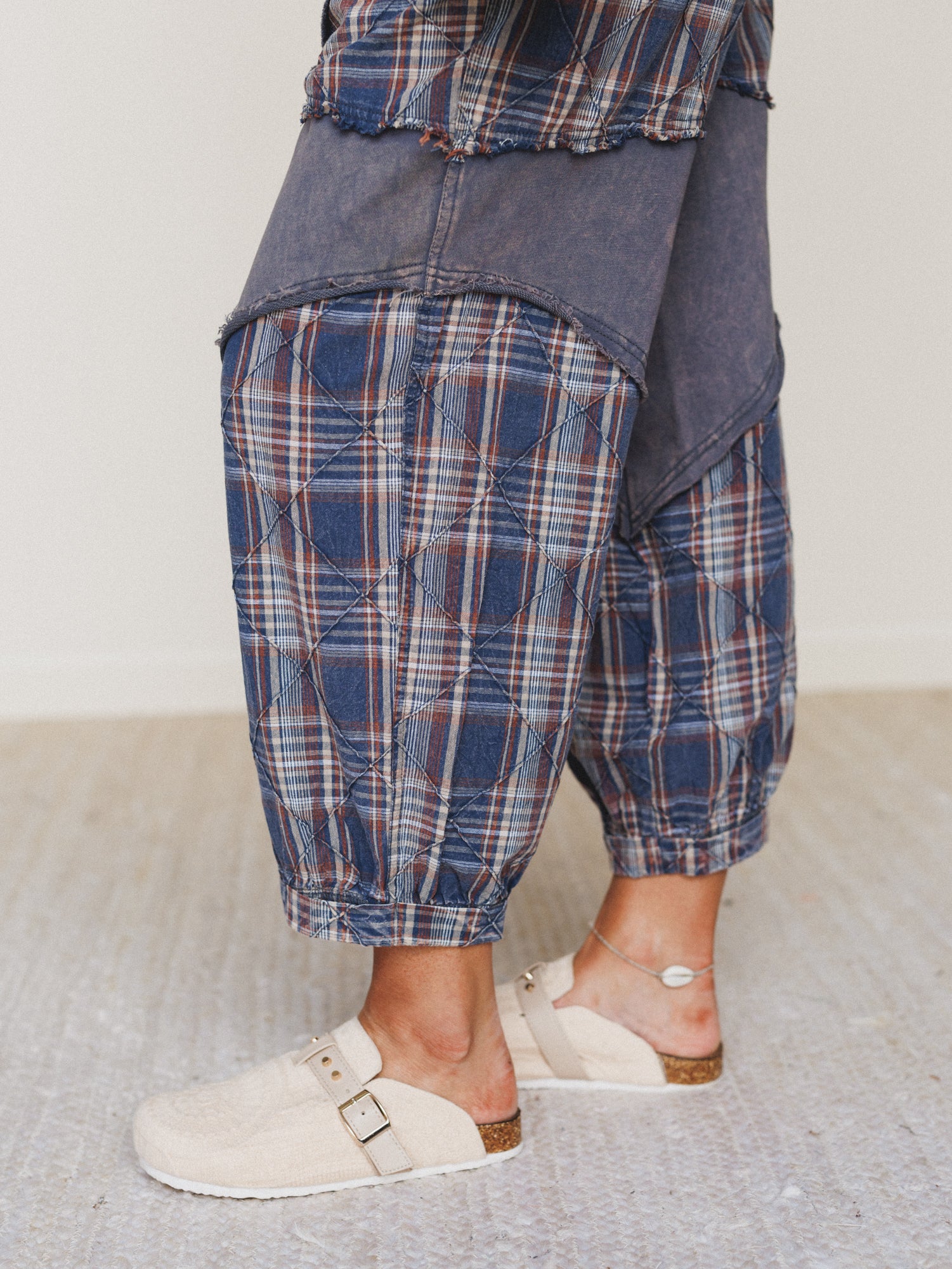 Cabin Kind Pants - Navy - Image 4