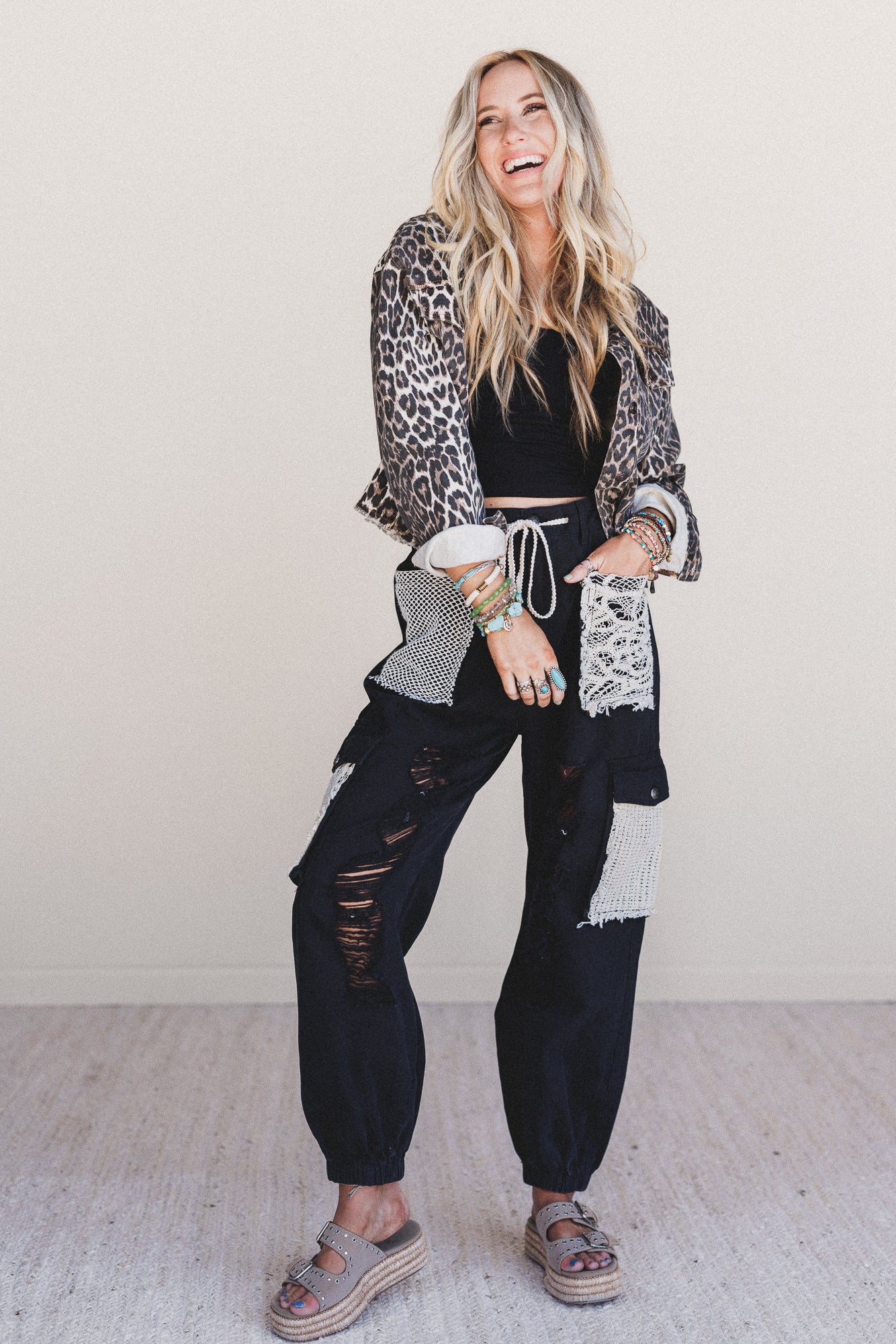 City Sky Distressed Pants - Black - Image 4