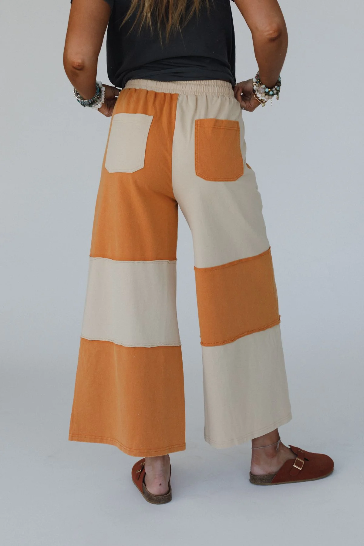 Coastal Colorblock Pants - Camel - Image 3