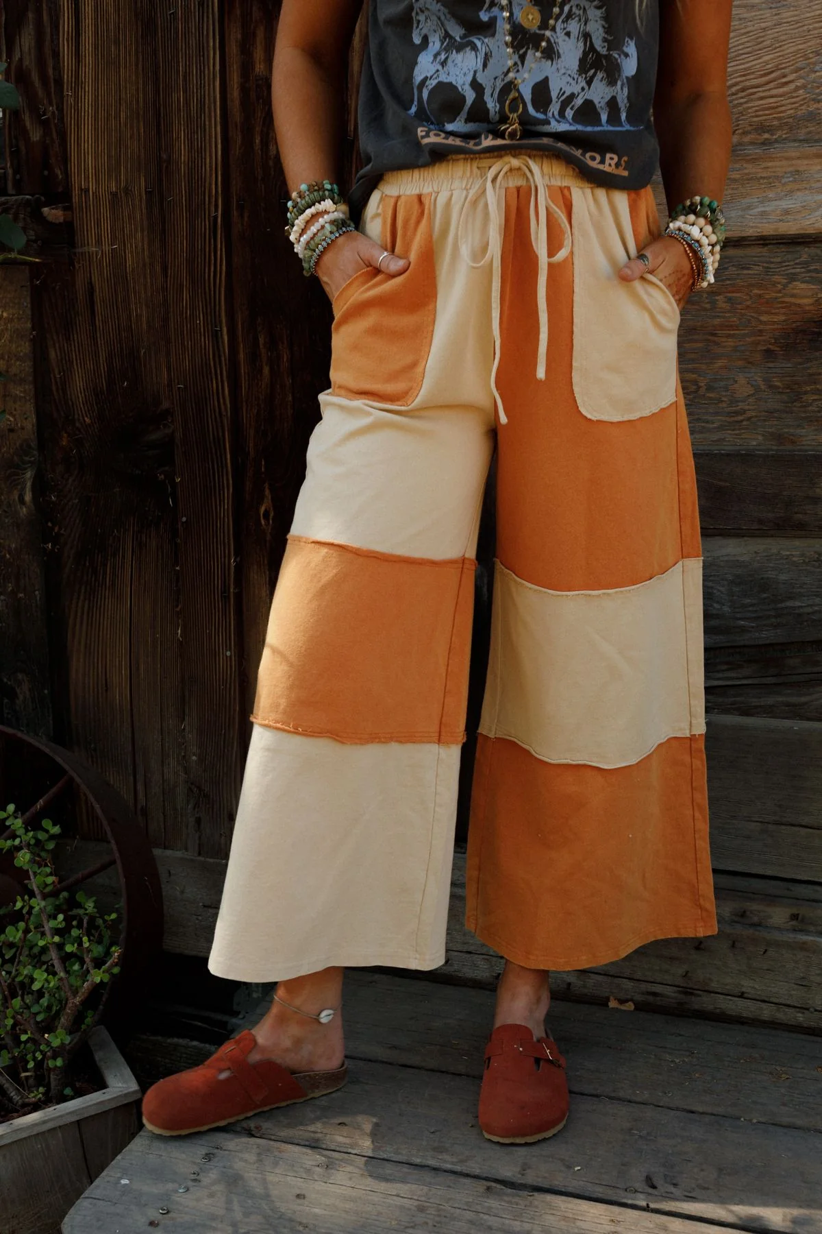 Coastal Colorblock Pants - Camel - Image 6