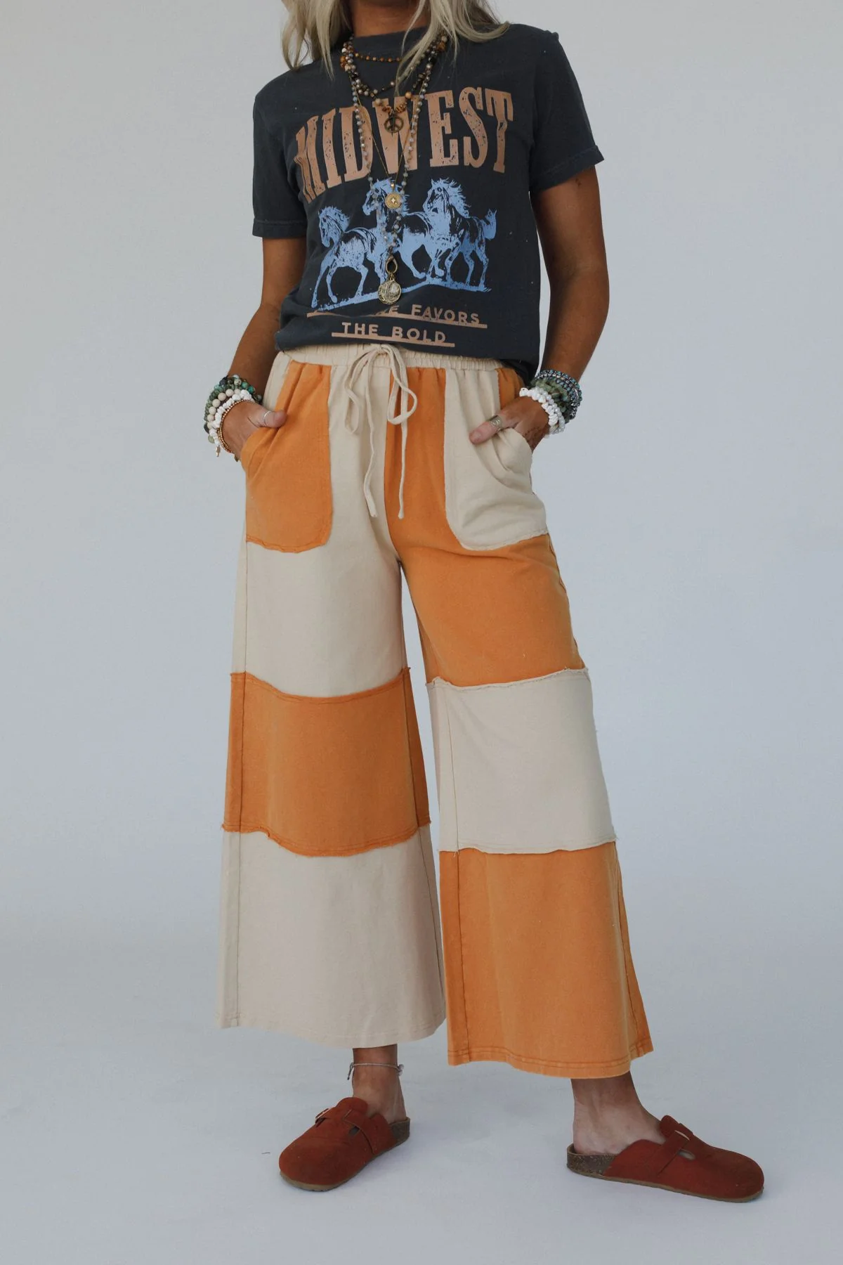 Coastal Colorblock Pants - Camel - Image 8