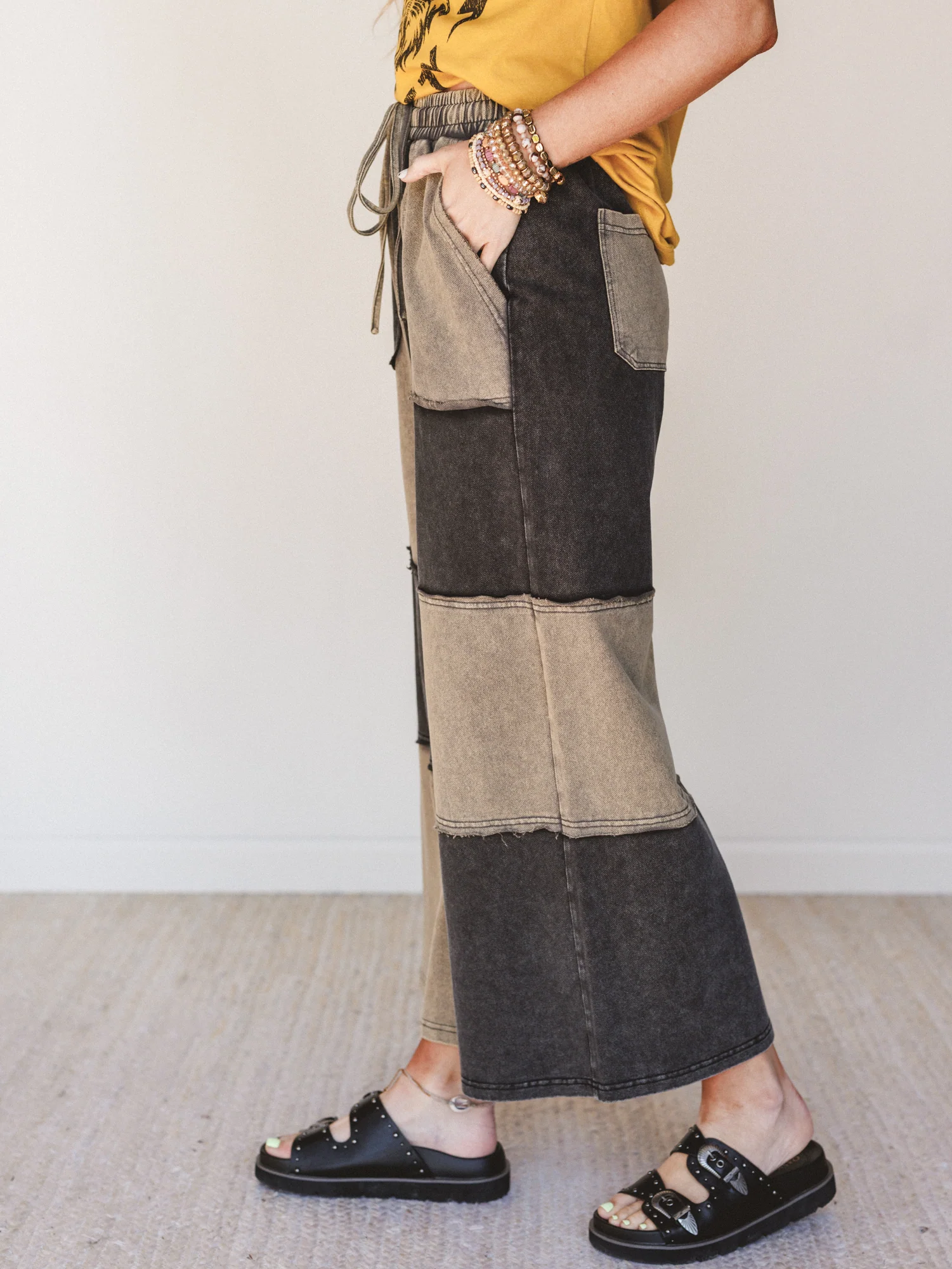 Coastal Colorblock Pants - Black - Image 2