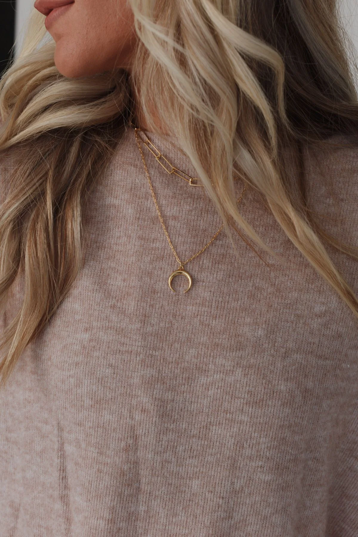 Crescent Layered Chain Necklace - Gold - Image 5