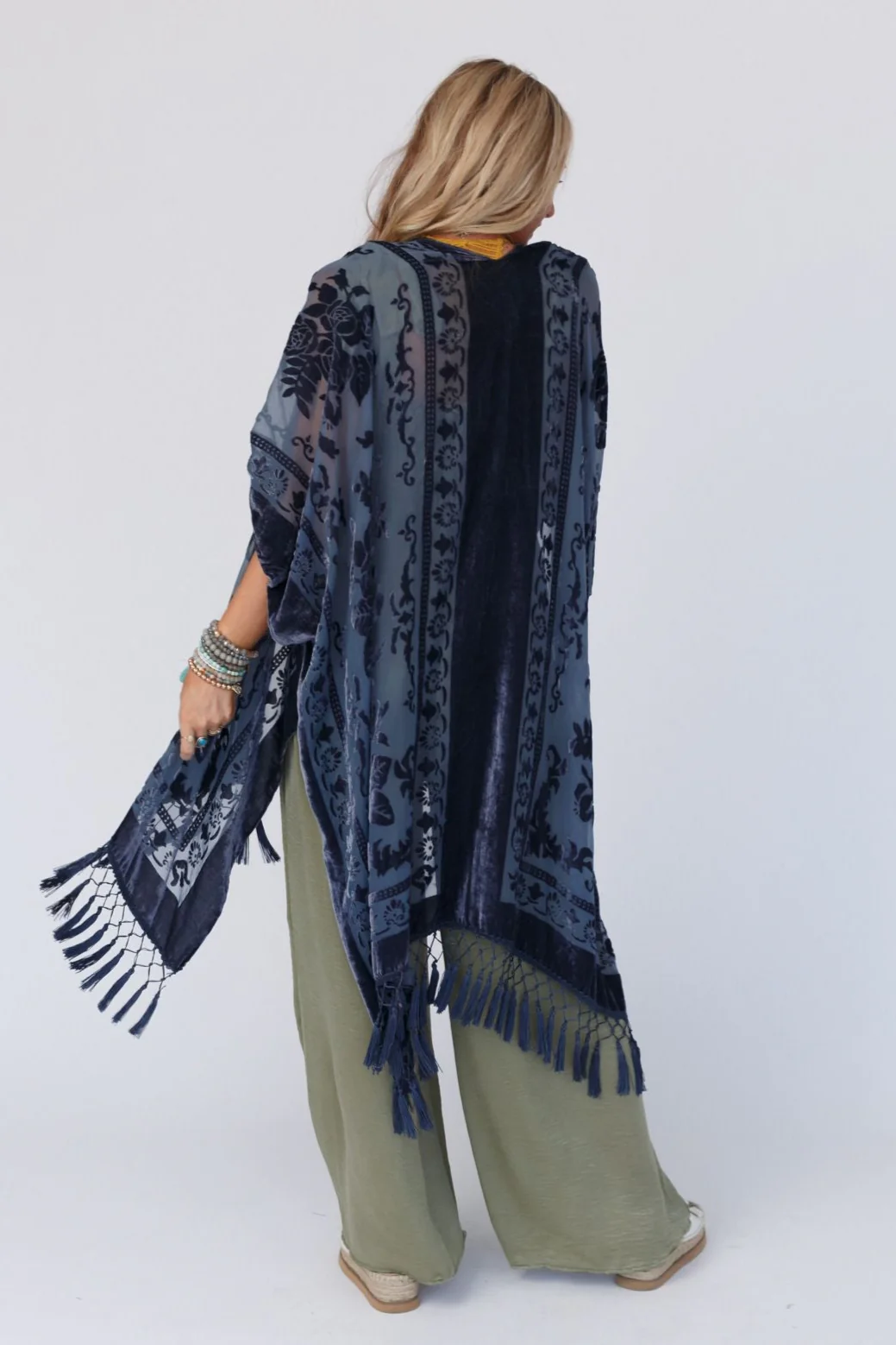 Crushin' On You Velvet Kimono - Navy Blue - Image 5