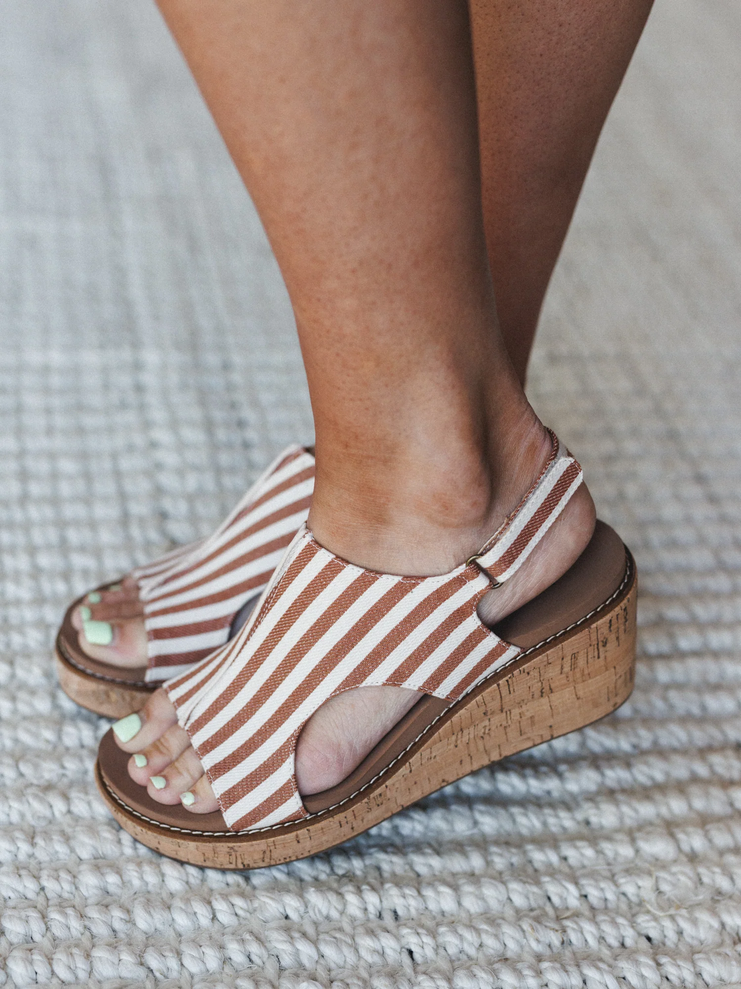 Drift Club Platform Sandals - Tan Stripe White - Image 4