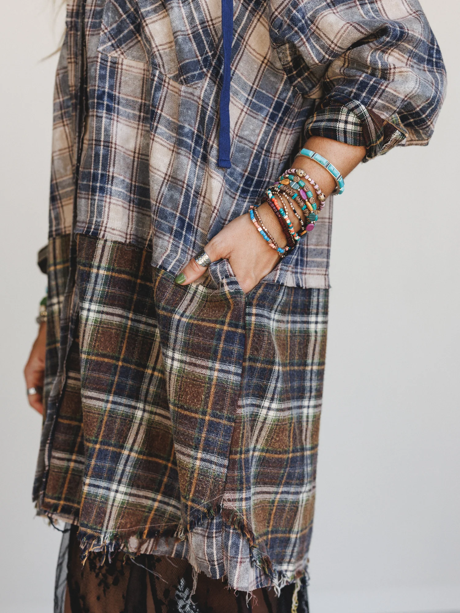 Driftwood Plaid Top - Navy - Image 3