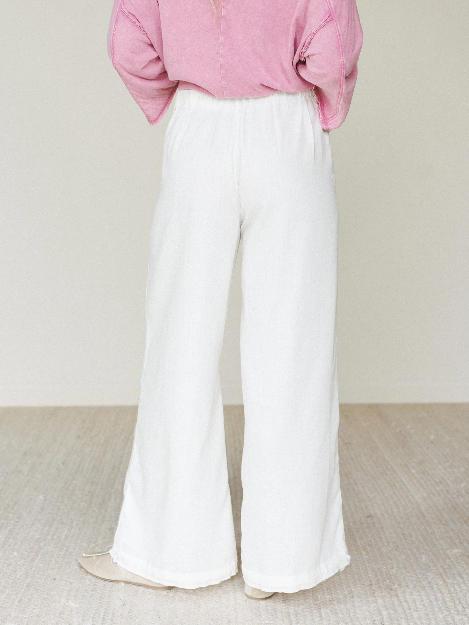 East Bay Loose Fit Cargo Jeans - White - Image 6