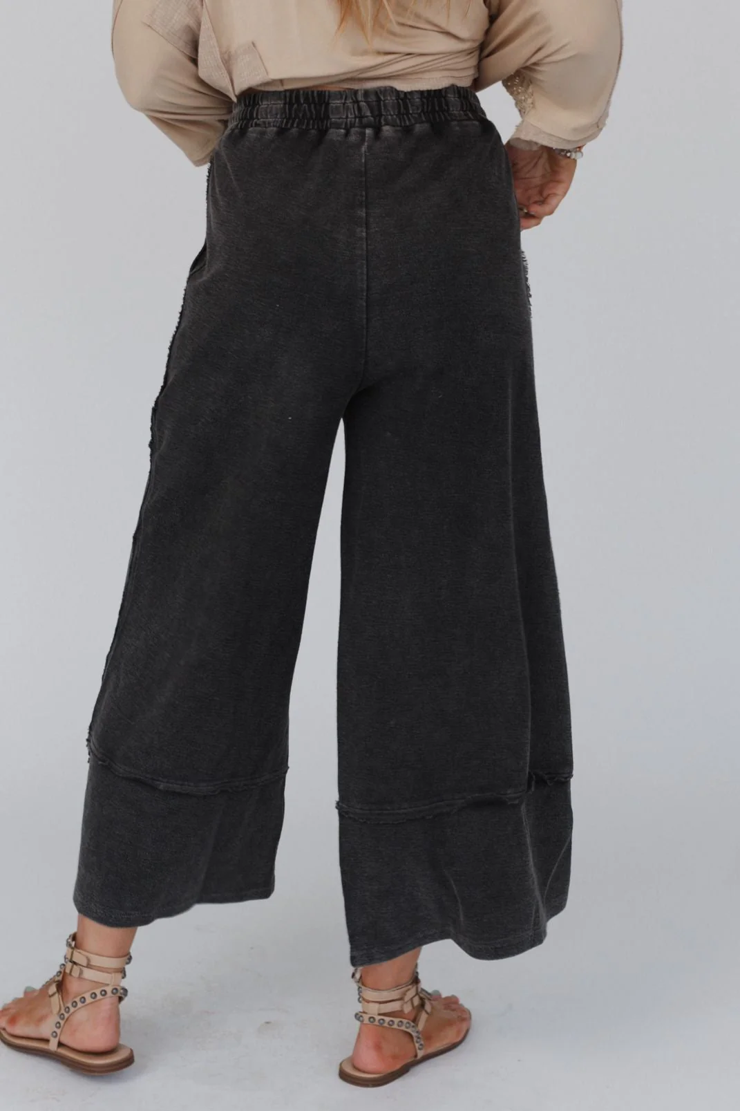 Easy Going Wide Leg Palazzo Pant - Black - Image 5