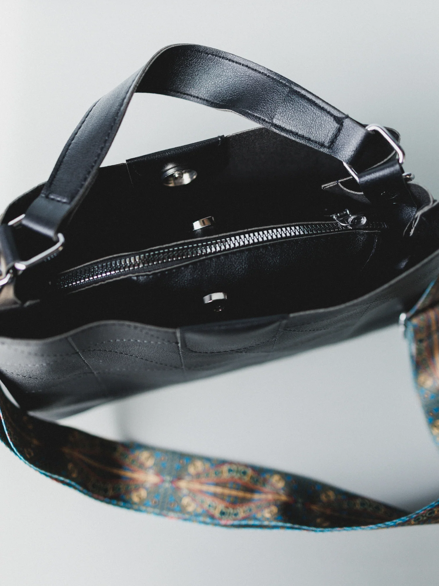 Easy Out Purse - Black - Pre Order - Image 6