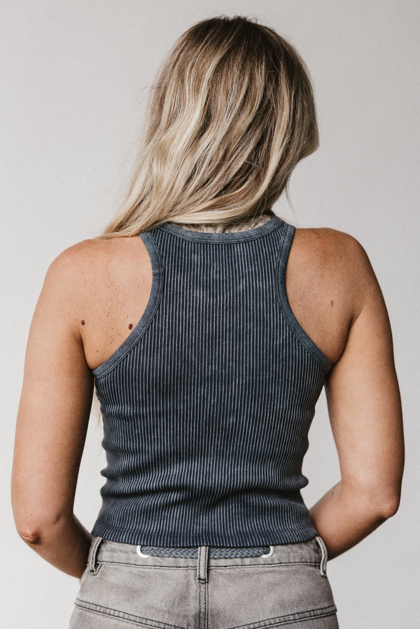 Everly Ribbed Tank Top - Black - Image 2