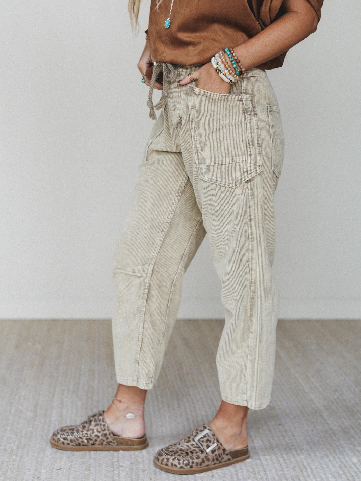 Fall Feeling Corduroy Barrel Pants - Olive Taupe - Image 2