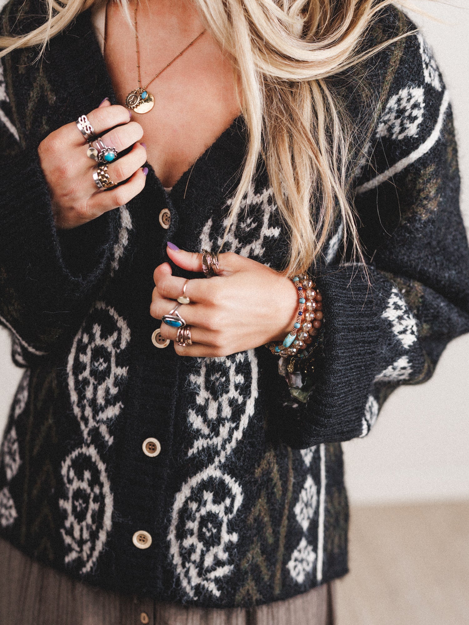 Fall Gaze Sweater - Black - Image 3