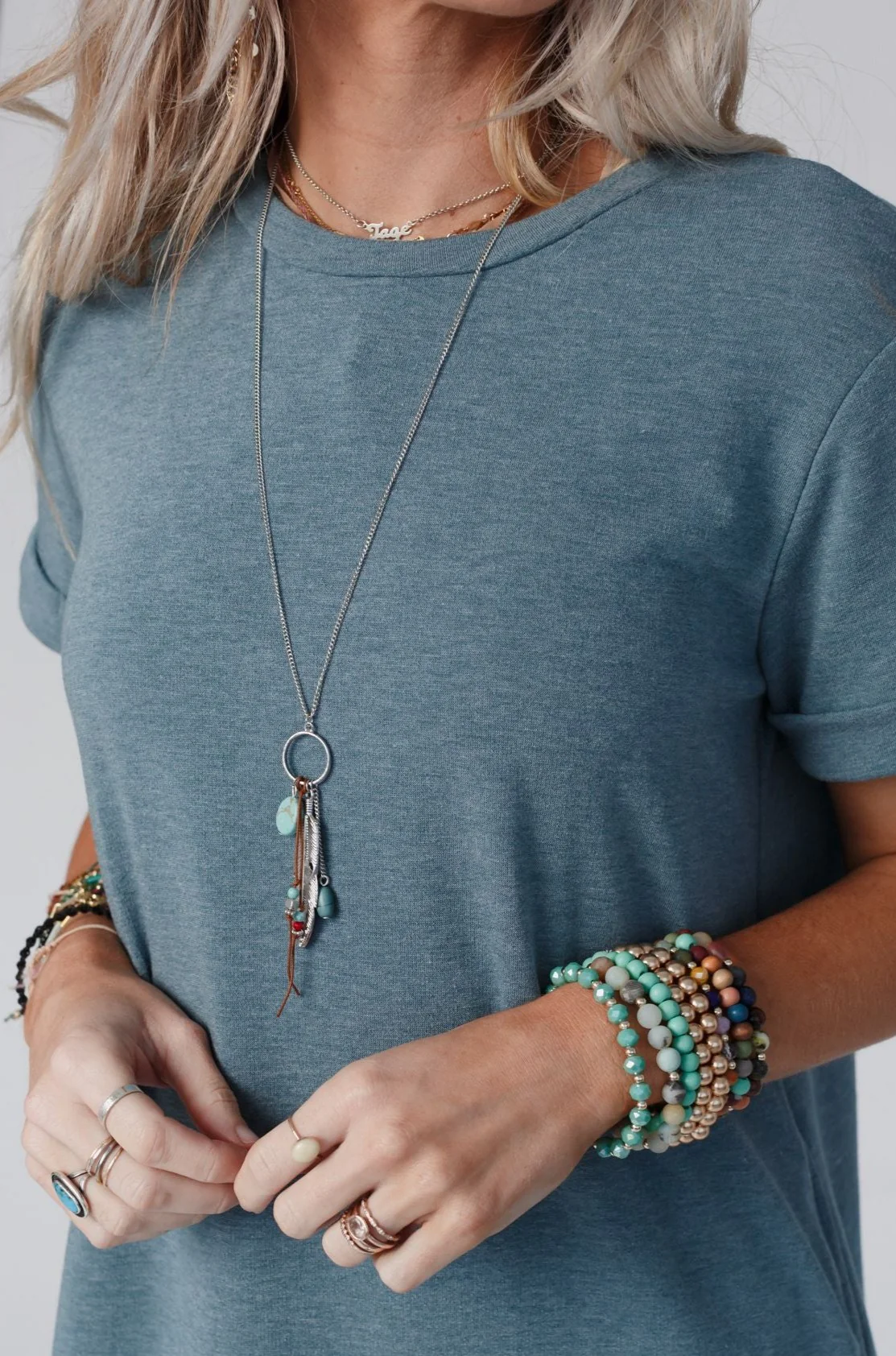Feather Charm Pendant Necklace - Silver - Image 3