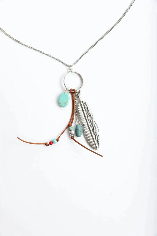 Feather Charm Pendant Necklace - Silver - Image 7