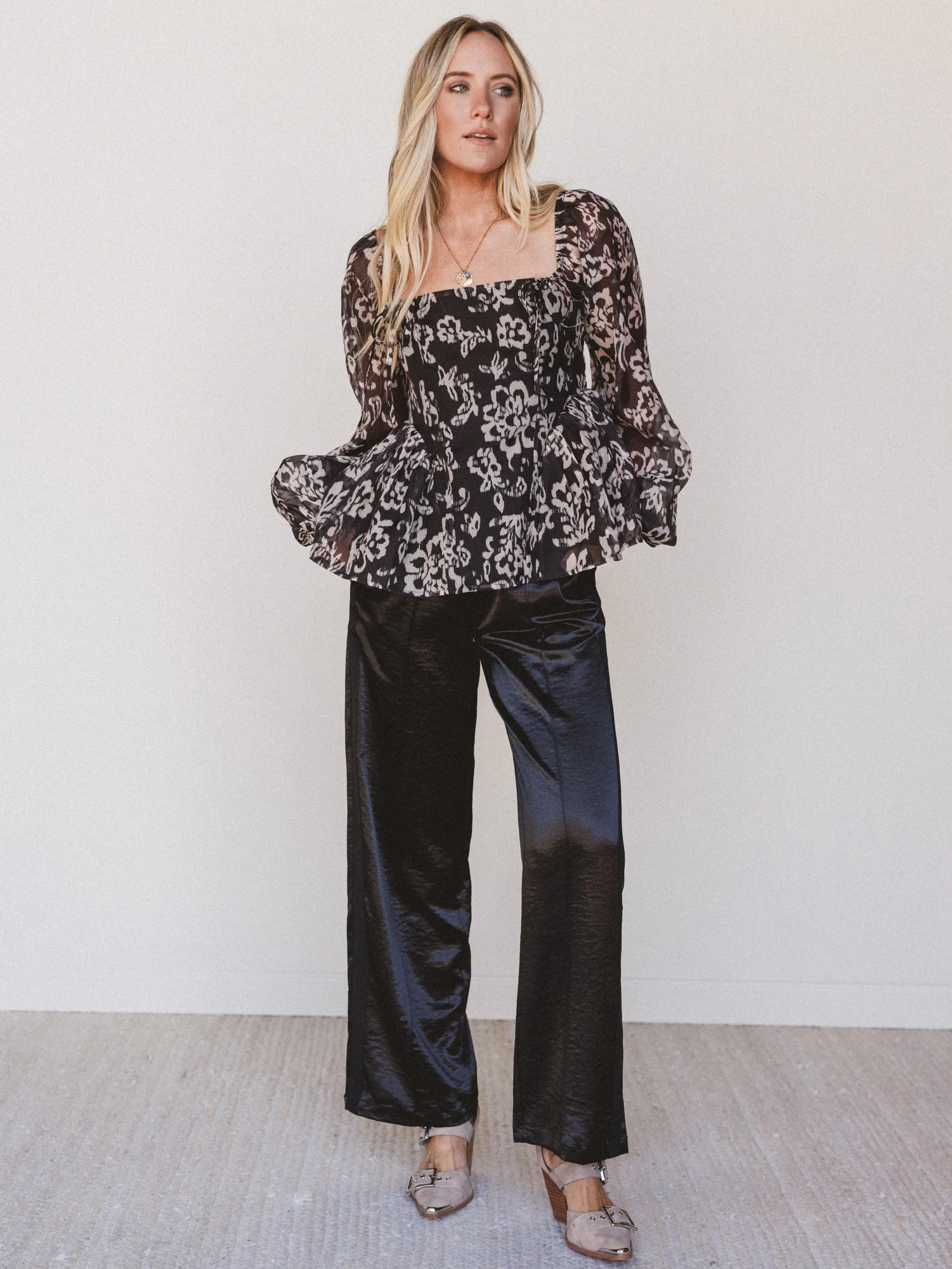 Feeling Sleek Satin Pants - Black - Image 4