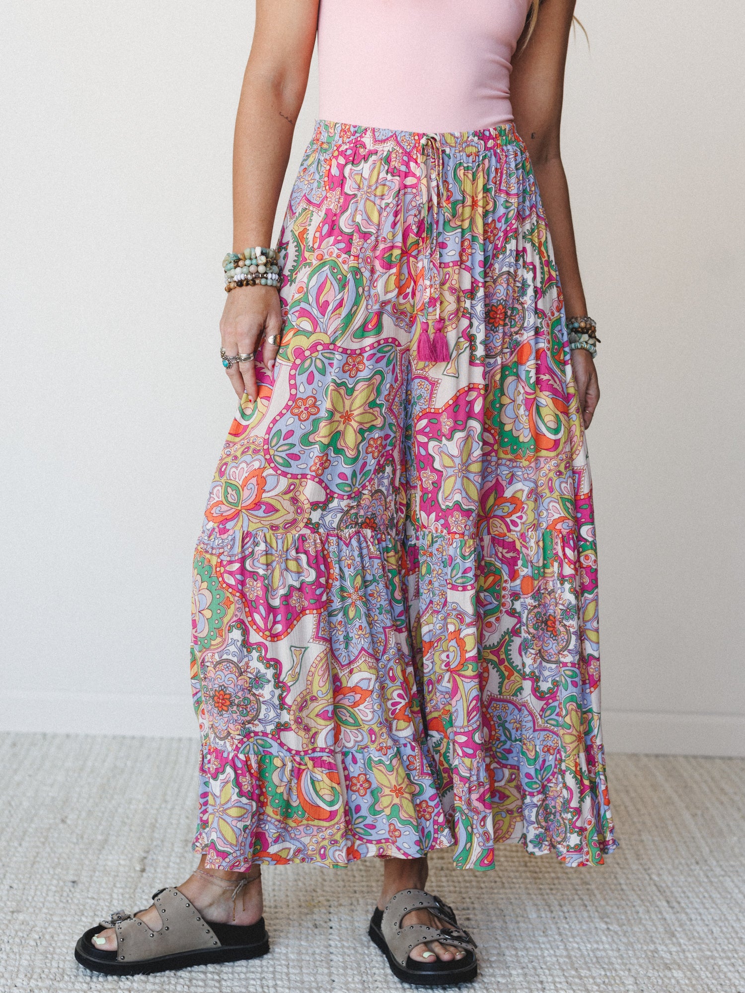 Floral Swirl Ruffled Pants - Grape Mist
