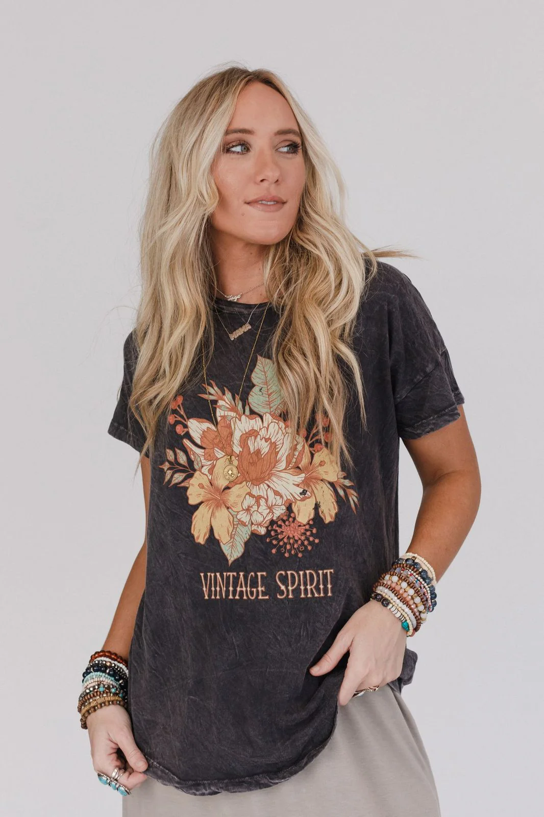 Floral Vintage Spirit Graphic Tee - Charcoal - Image 4