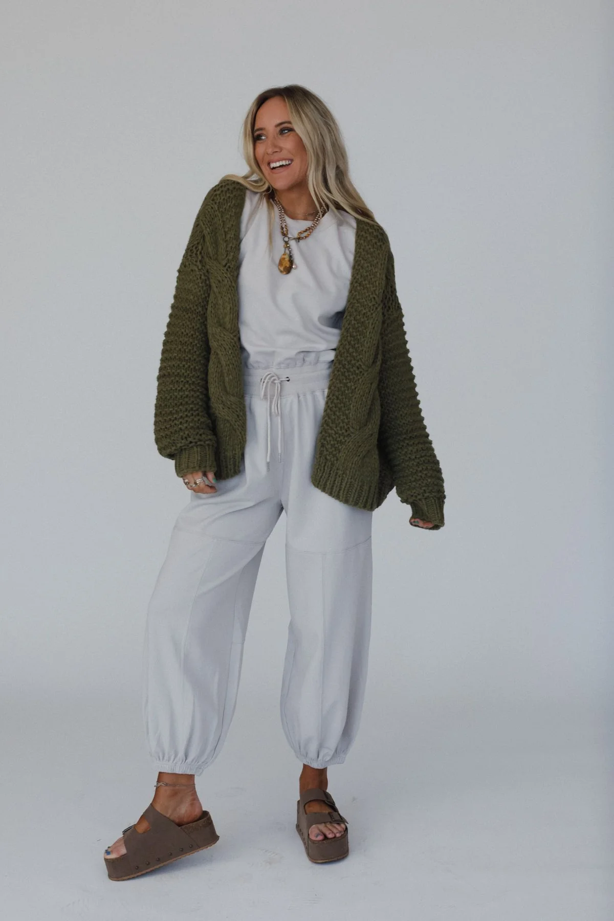 Gillian Chunky Cardigan - Olive - Image 5