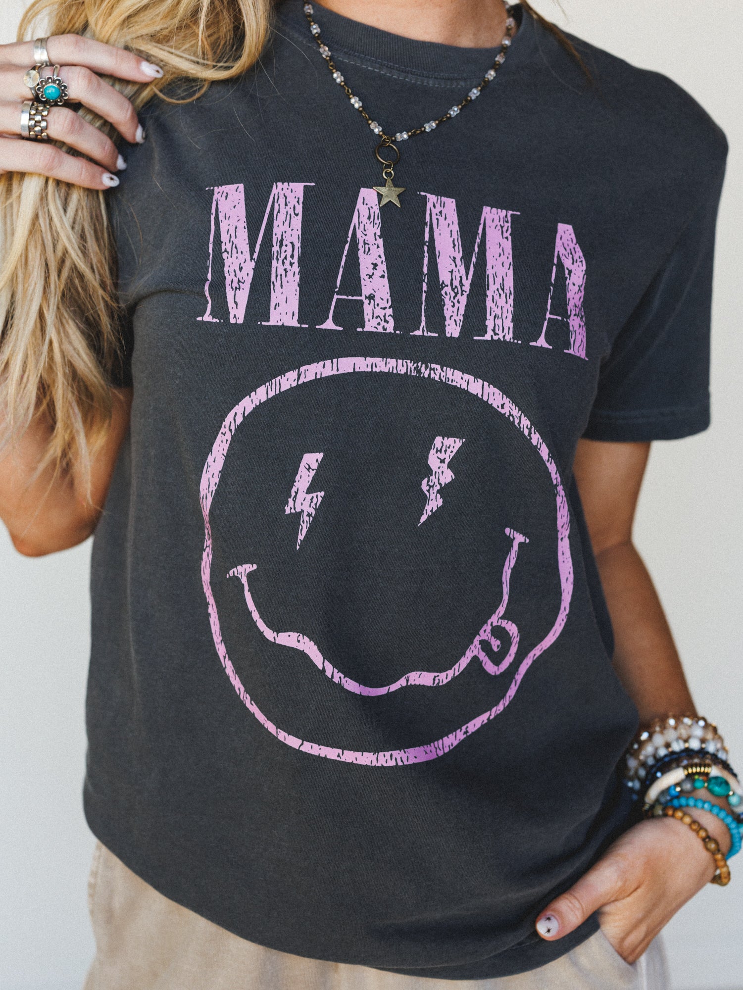 Happy Mama Tee - Pepper - Image 2