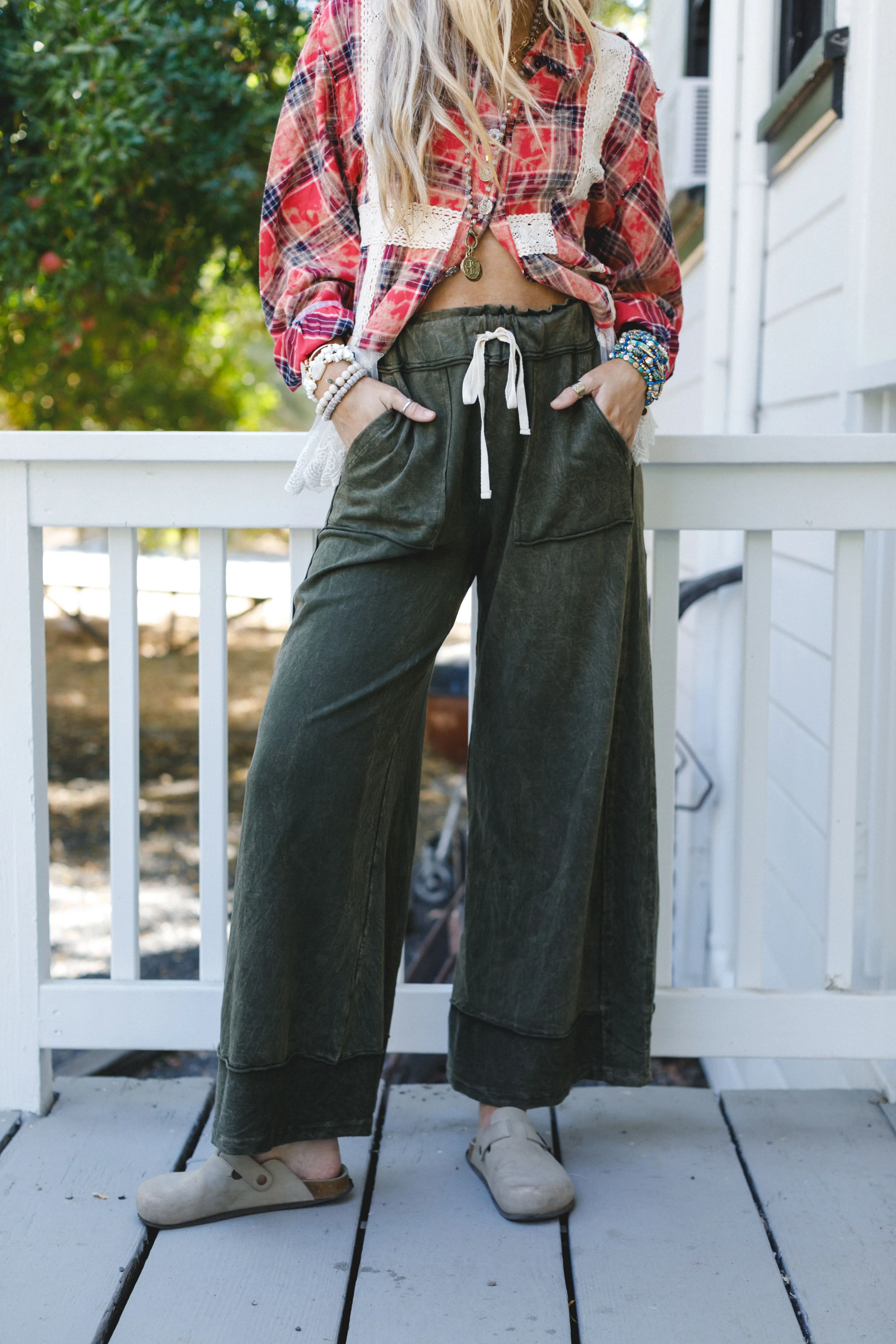 The Nest Heaven Sent Wide Leg Pant - Olive - Image 2