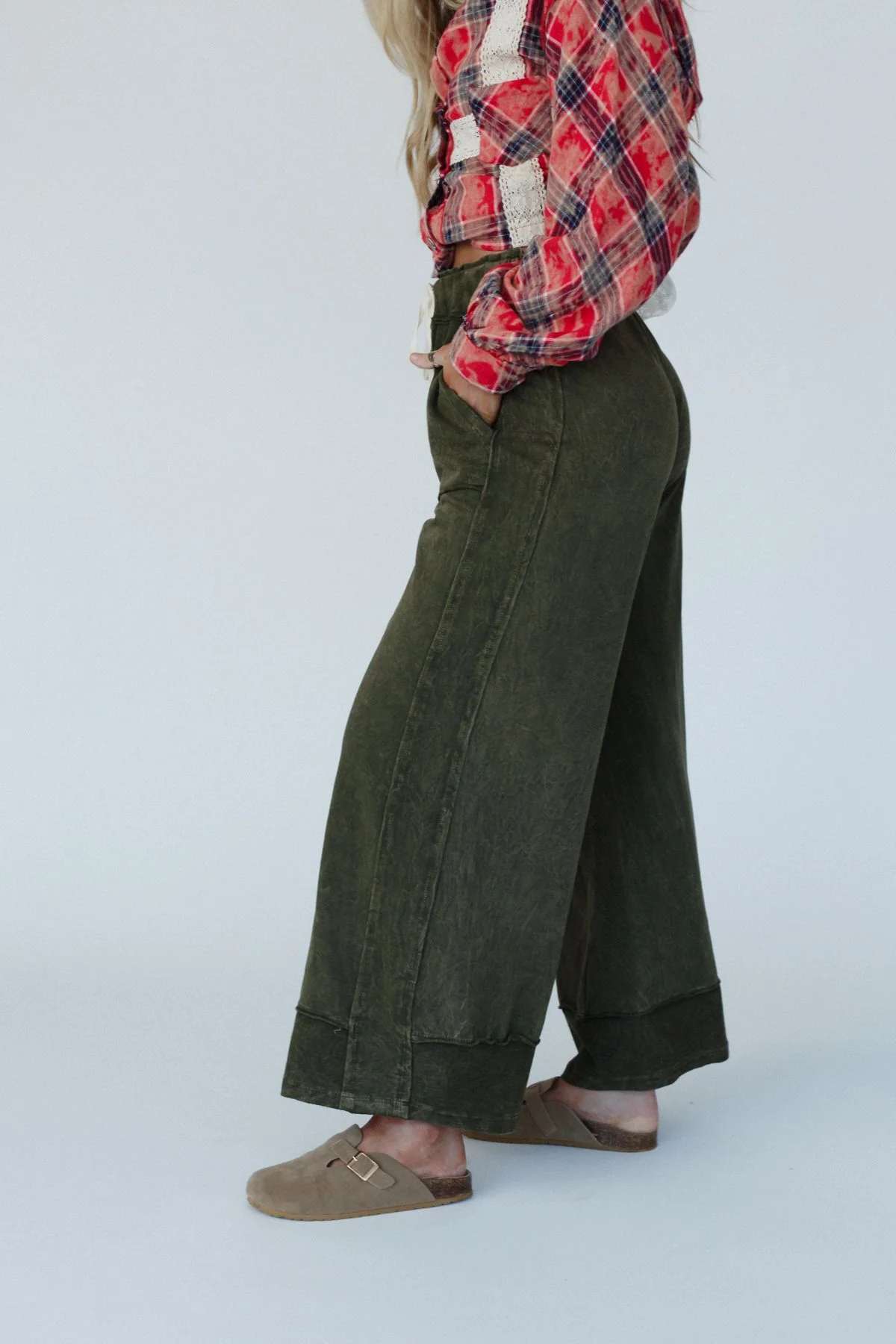 The Nest Heaven Sent Wide Leg Pant - Olive - Image 6