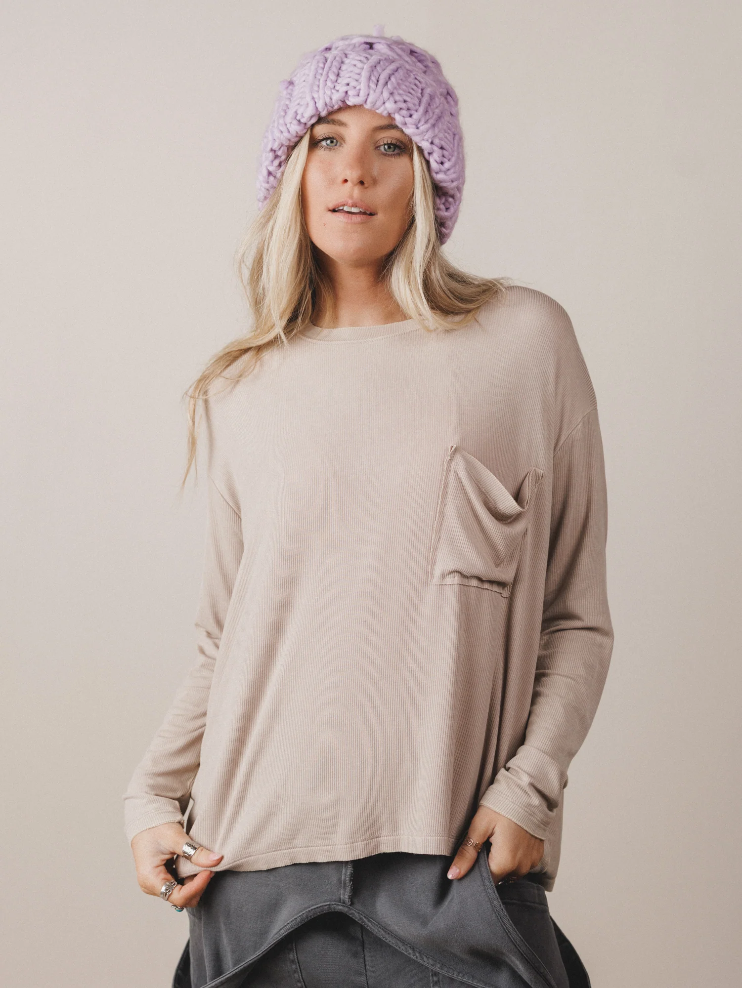 Here To There Pocket Tee - Ash Mocha