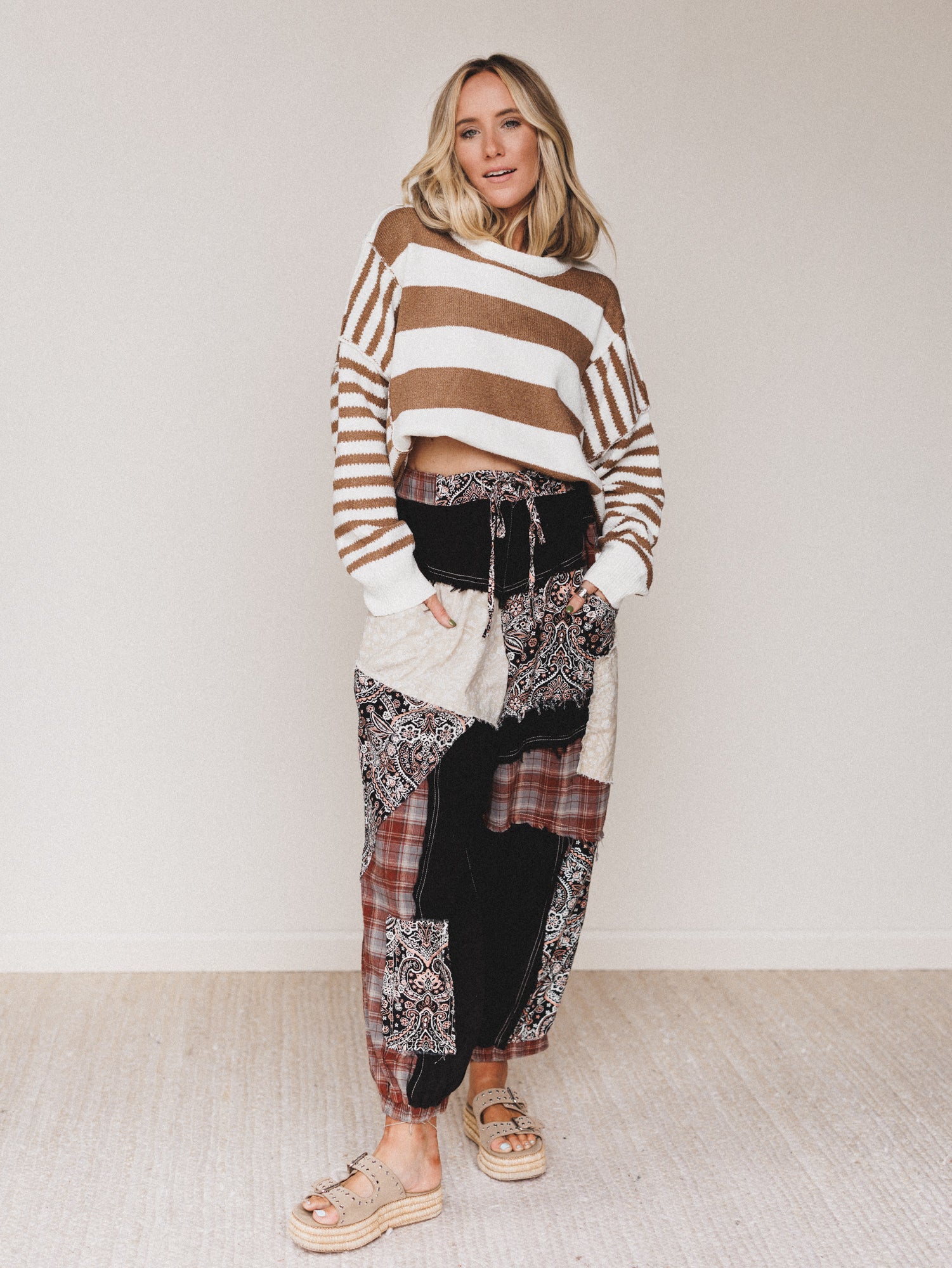 High Desert Sweater - Taupe - Image 5