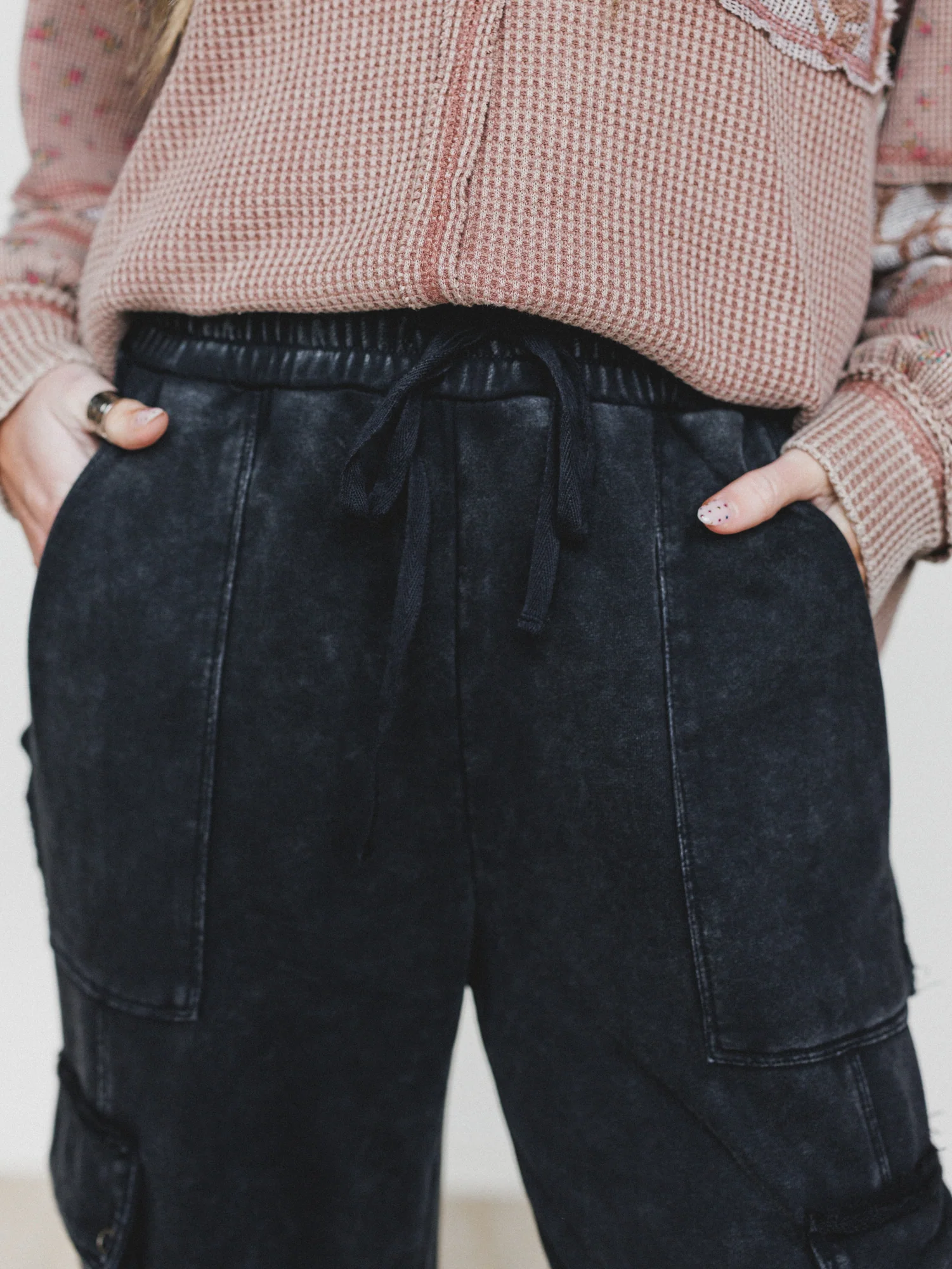 It's a Match Wide Leg Pants - Ash Black - Image 4