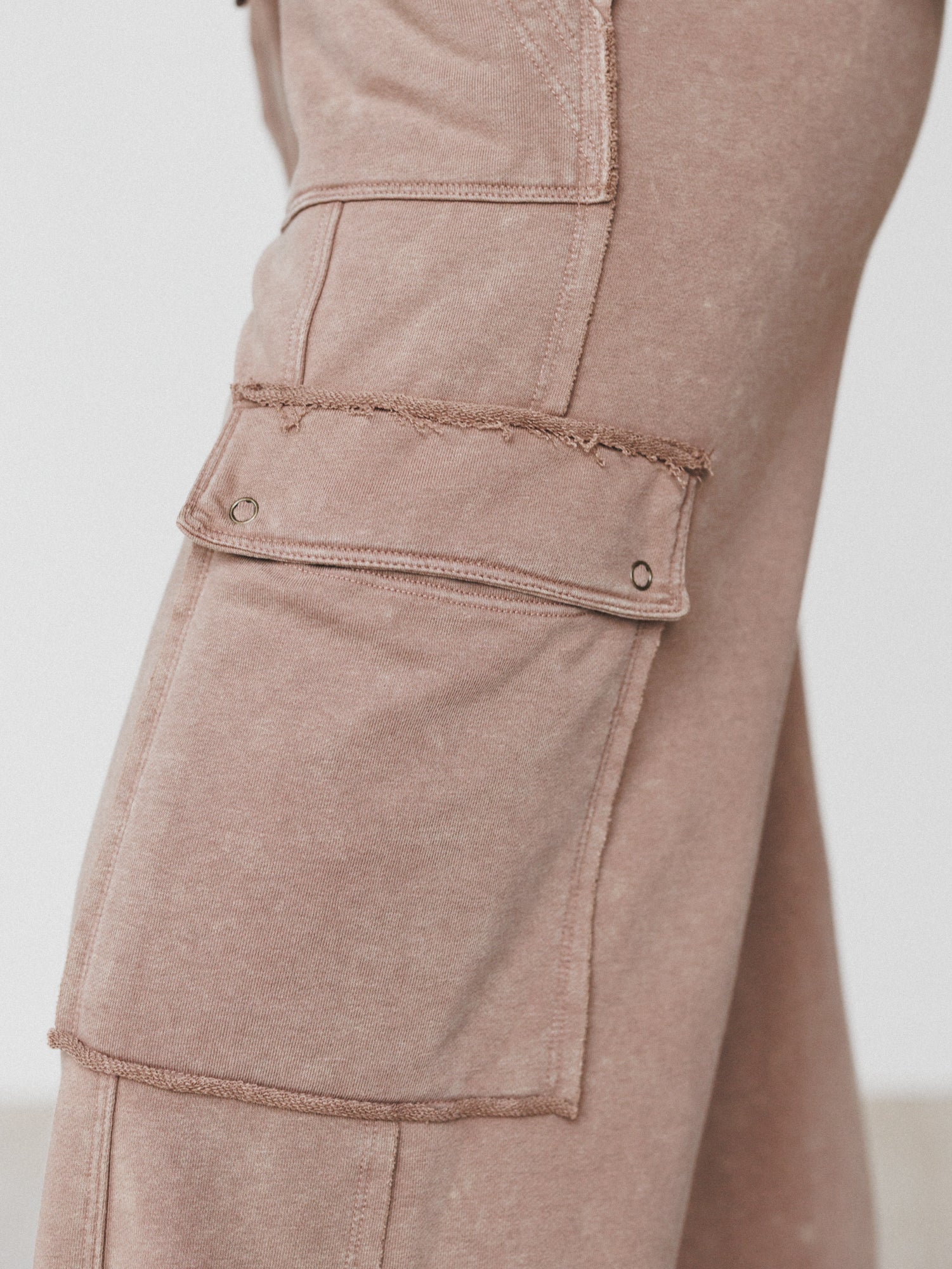 It's a Match Wide Leg Pants - Mocha Mousse - Image 4