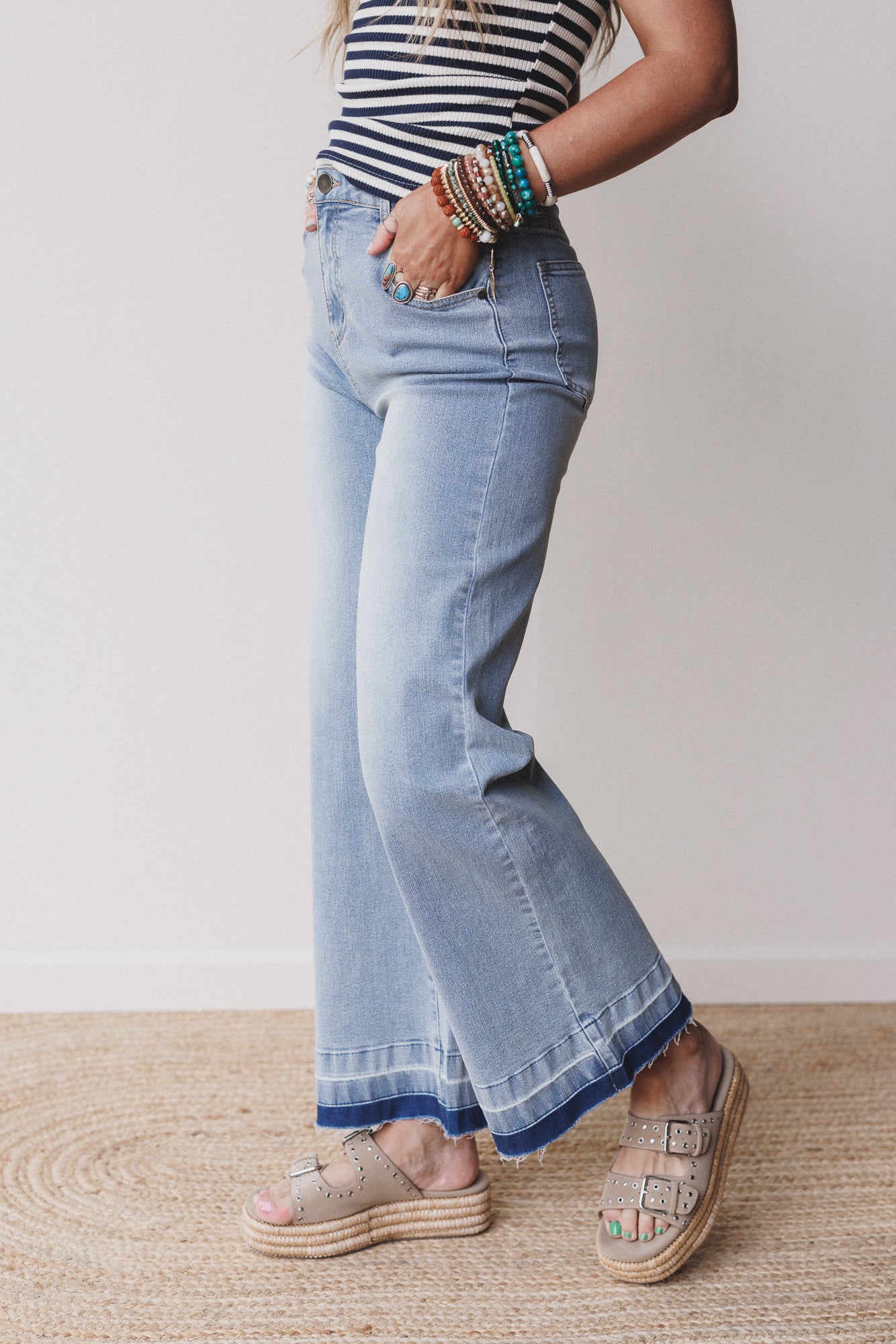 Jonathon Wide Leg Jeans - Washed Denim - Image 3