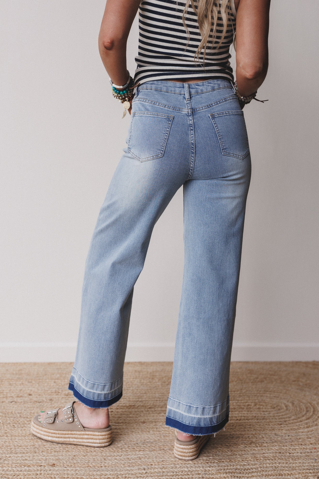 Jonathon Wide Leg Jeans - Washed Denim - Image 5
