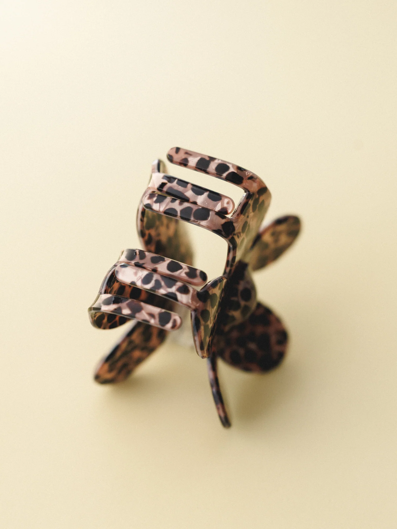 Julie Clip - Brown - Image 2