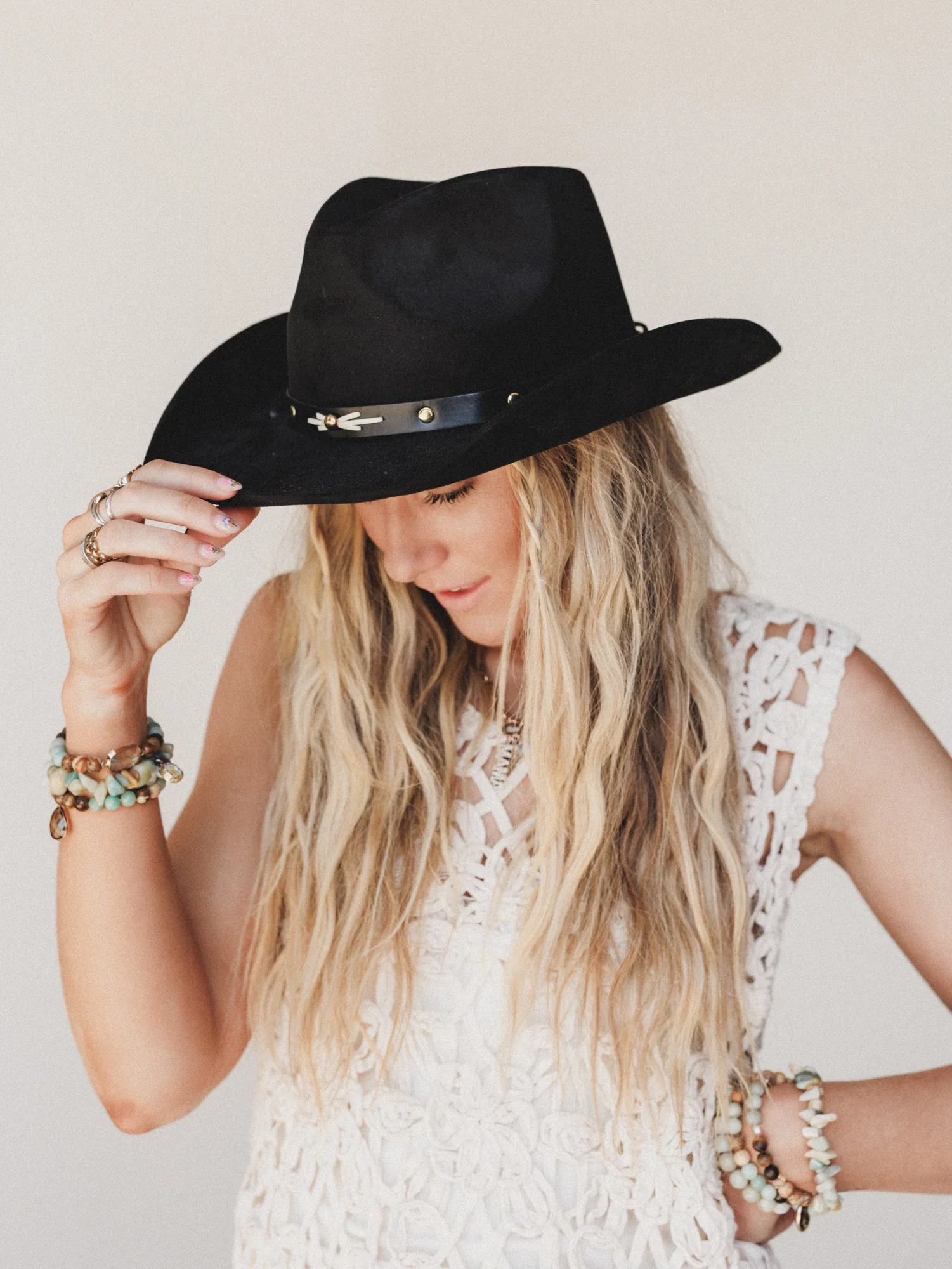 Long Nights Hat - Black