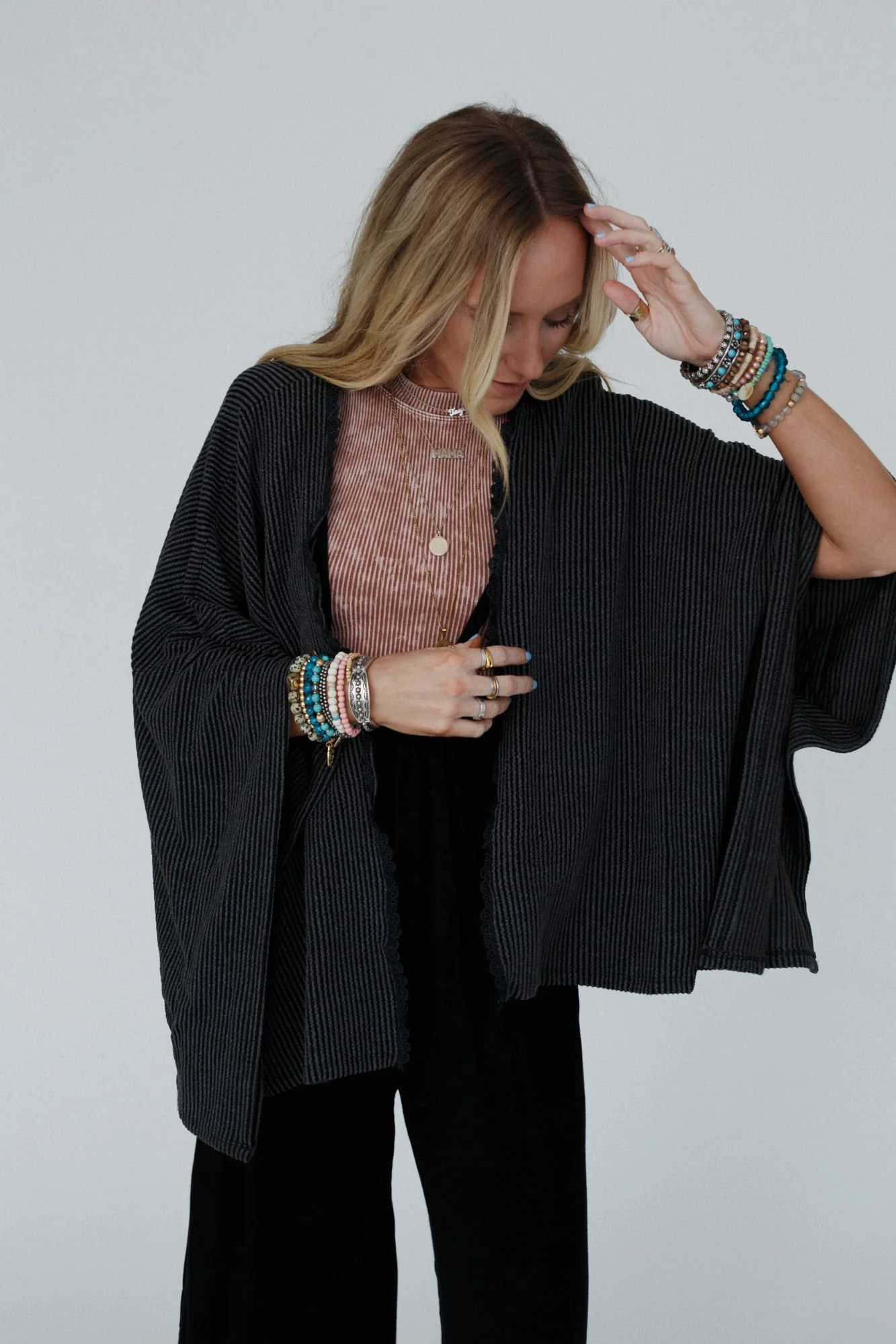 The Nest Lotus Lace Trim Ribbed Knit Kimono - Charcoal - Image 10