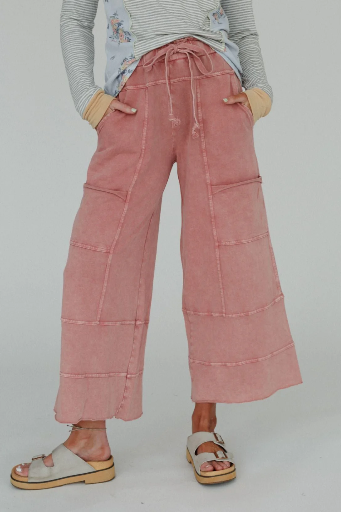 Lucky One Wide Leg Pant - Mauve - Image 6