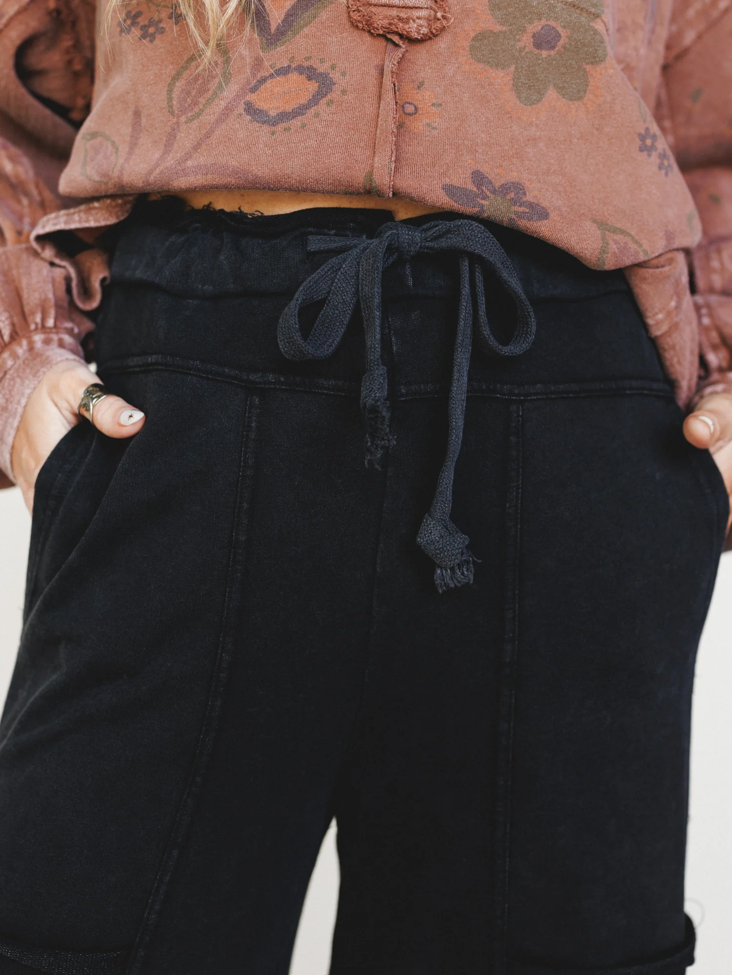 Lucky One Wide Leg Pant - Washed Black - Image 3