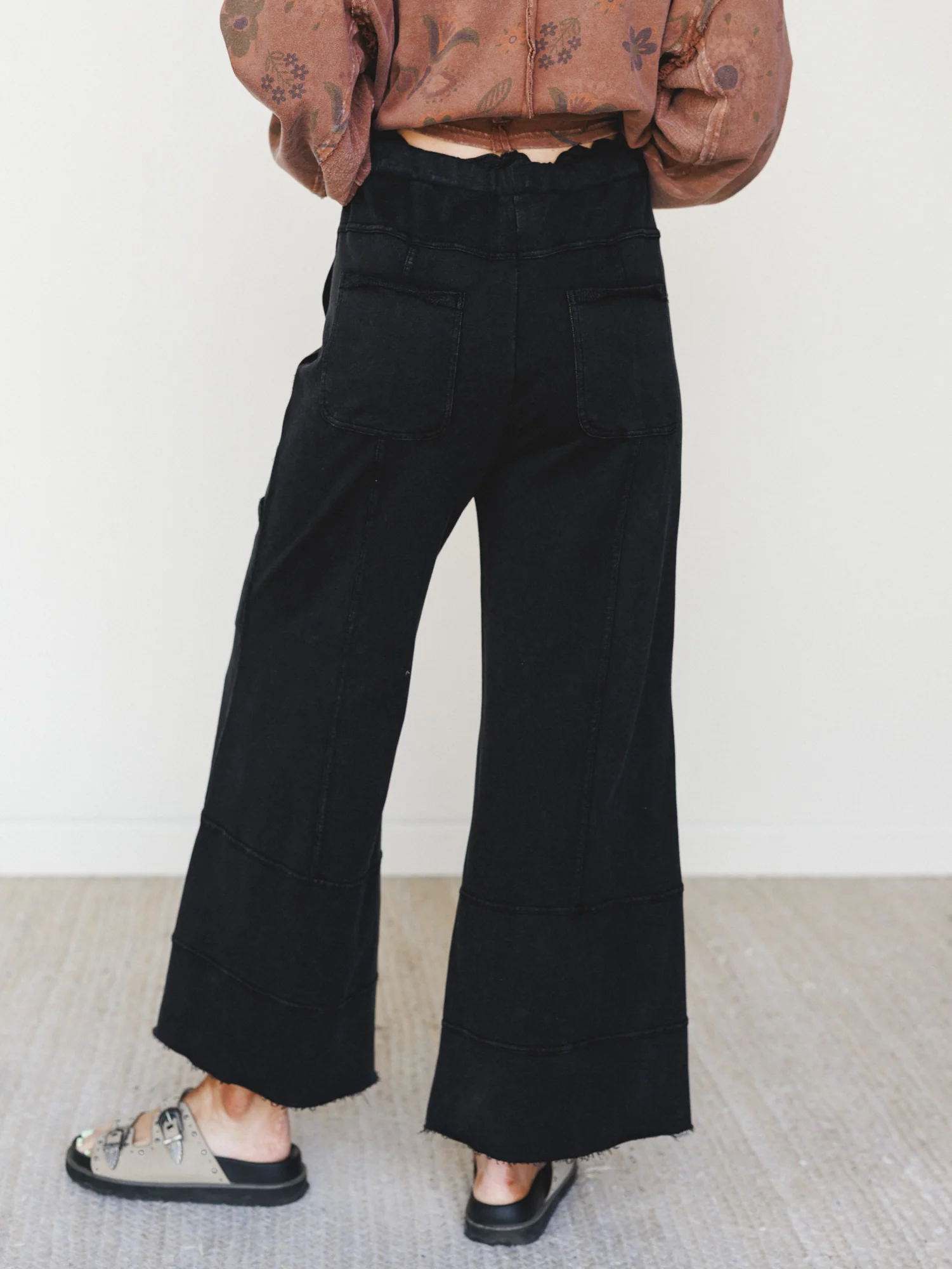 Lucky One Wide Leg Pant - Washed Black - Image 5