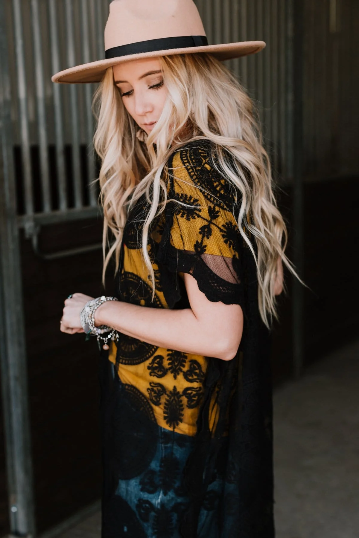 Cheri Scallop Lace Duster - Black - Image 4