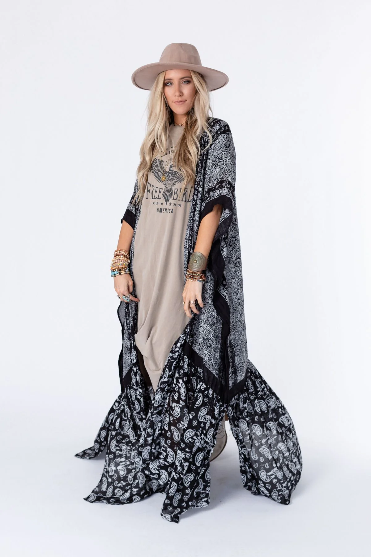 Paisley Tapestry Free Flow Duster Kimono - Black - Image 10