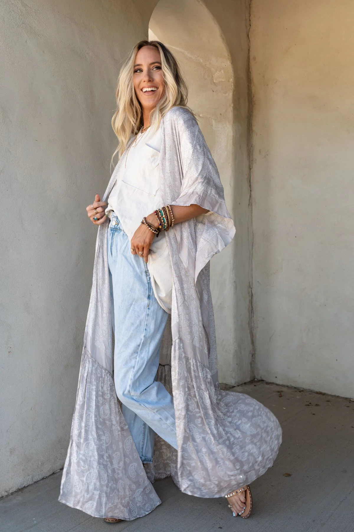 Paisley Tapestry Free Flow Duster Kimono - Gray - Image 3