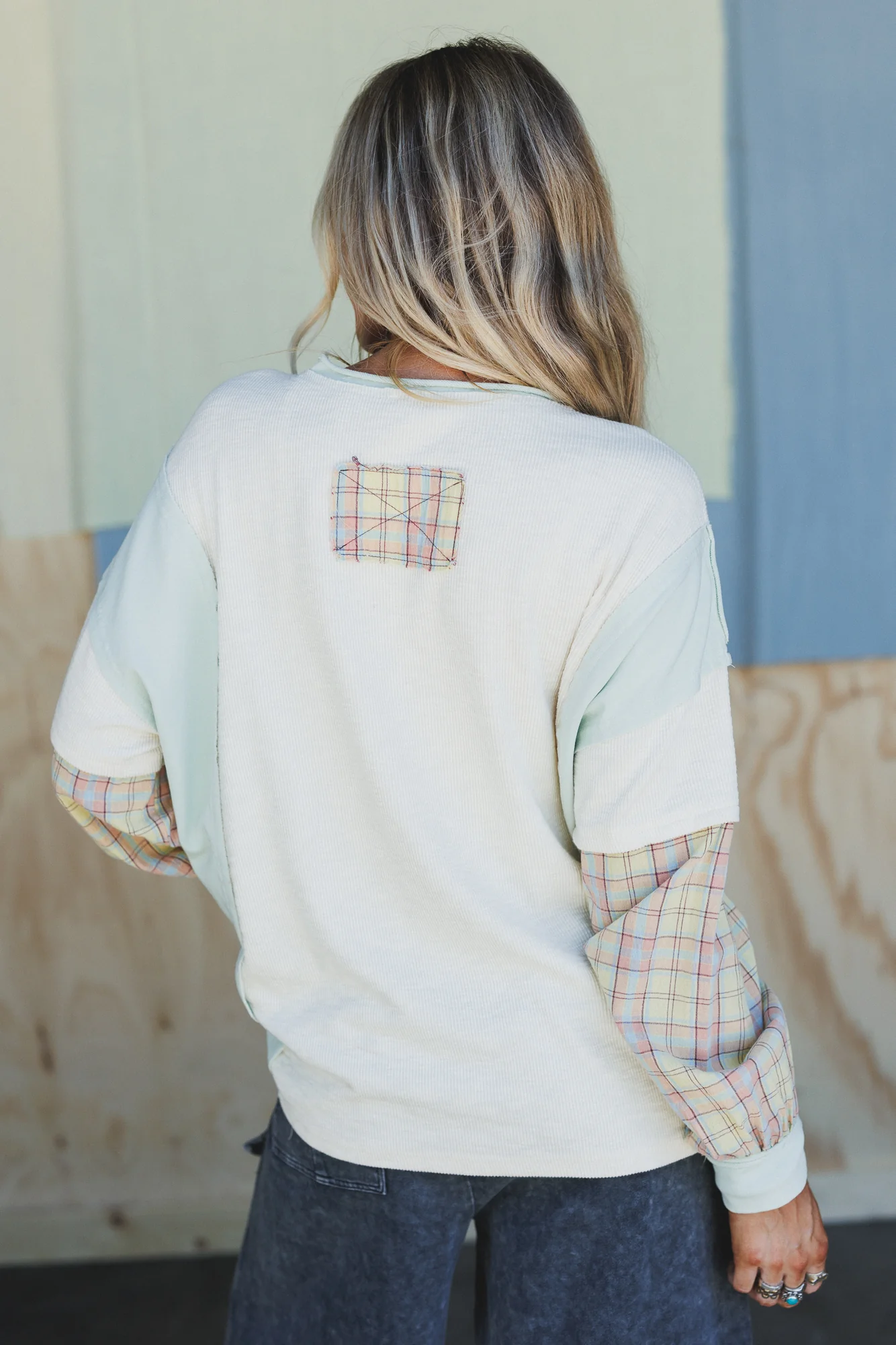 Patch Your Soul Peace Top - Oatmeal - Image 4