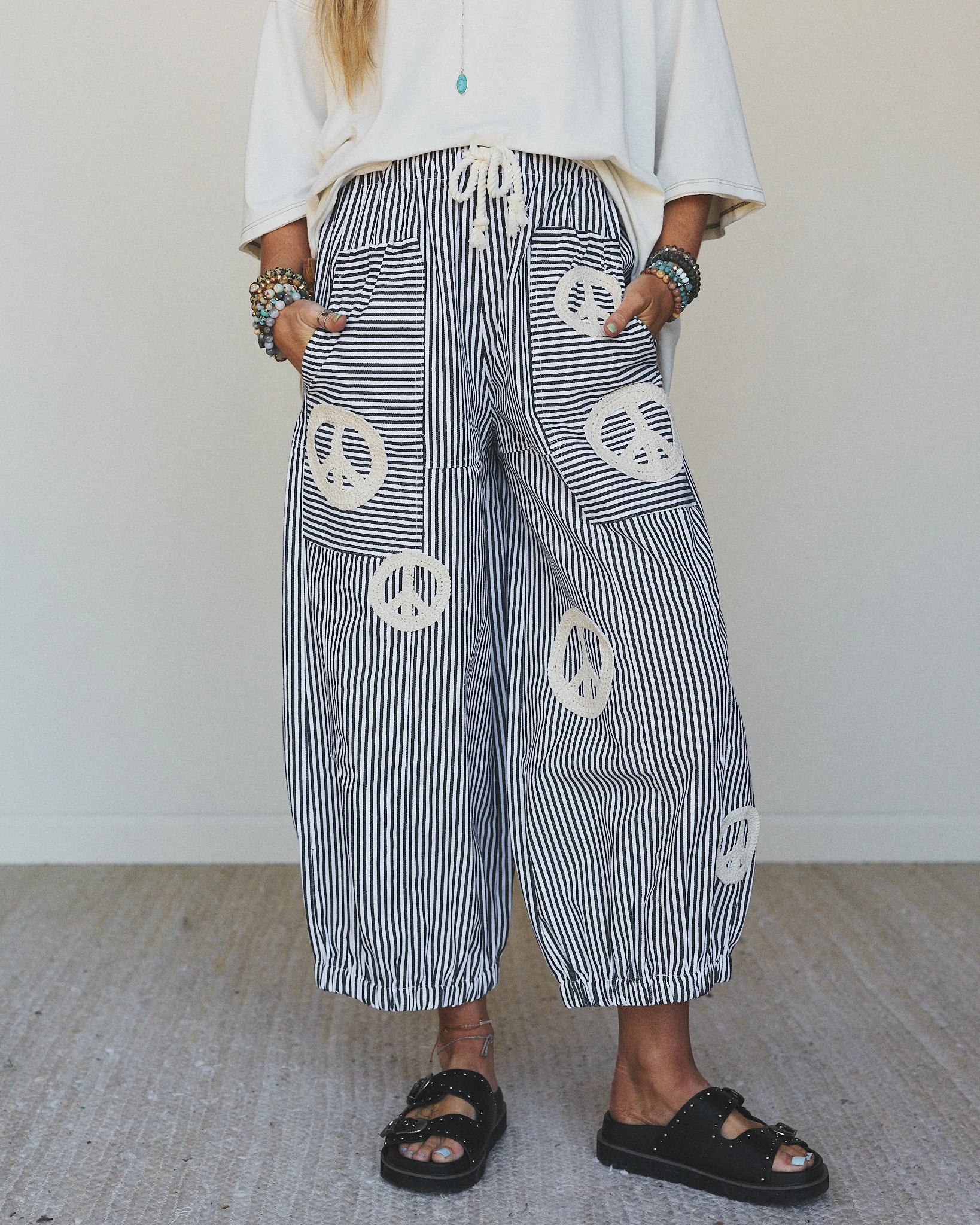 Peace Out Stripe Jeans - Black