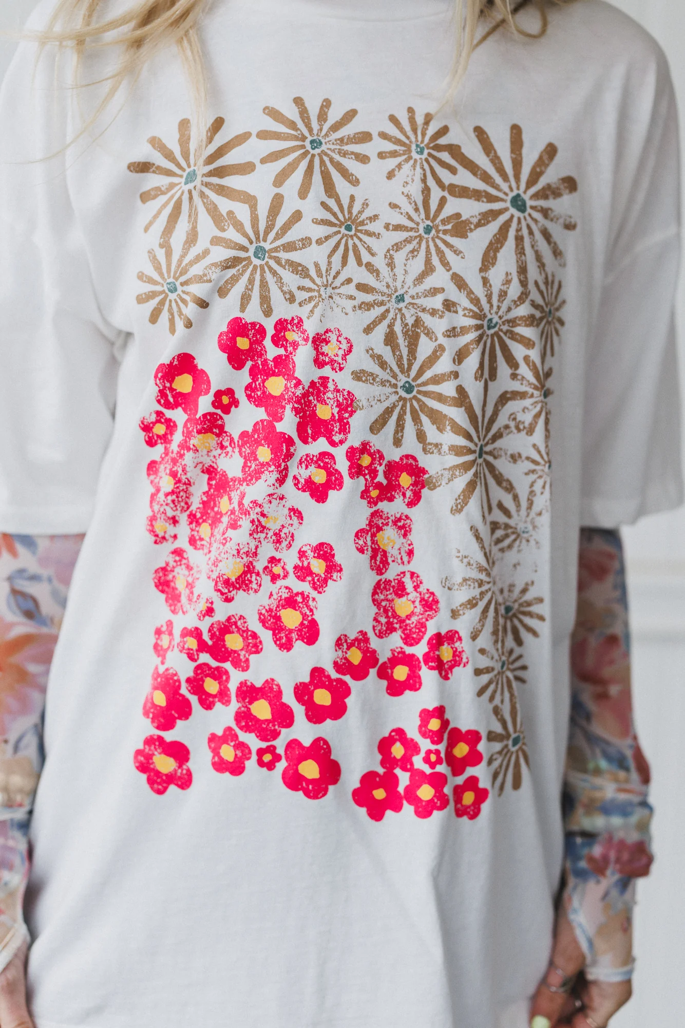 Petal Dreams Graphic Tee - Ivory - Image 3