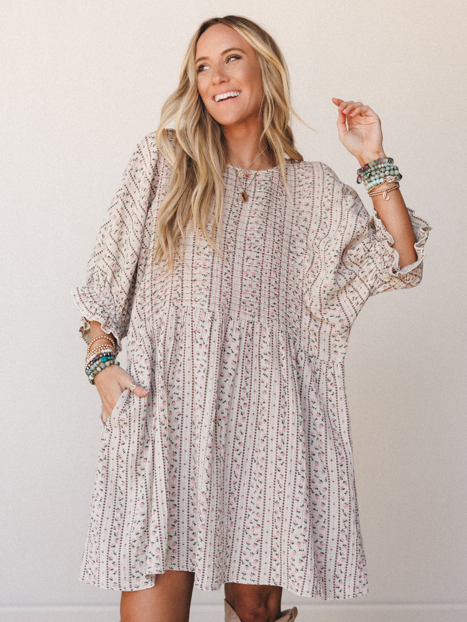 Quinn Puff Sleeve Mini Dress Floral - Sage Grey - Image 2