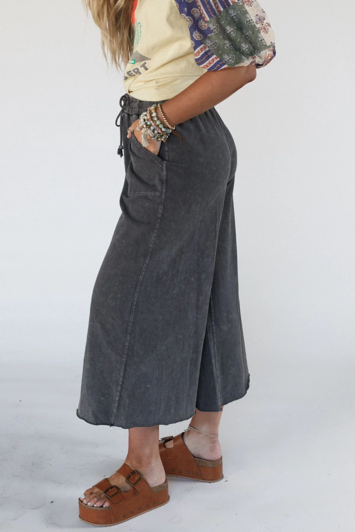 Relaxing Robin Wide Leg Pant - Black - Image 4