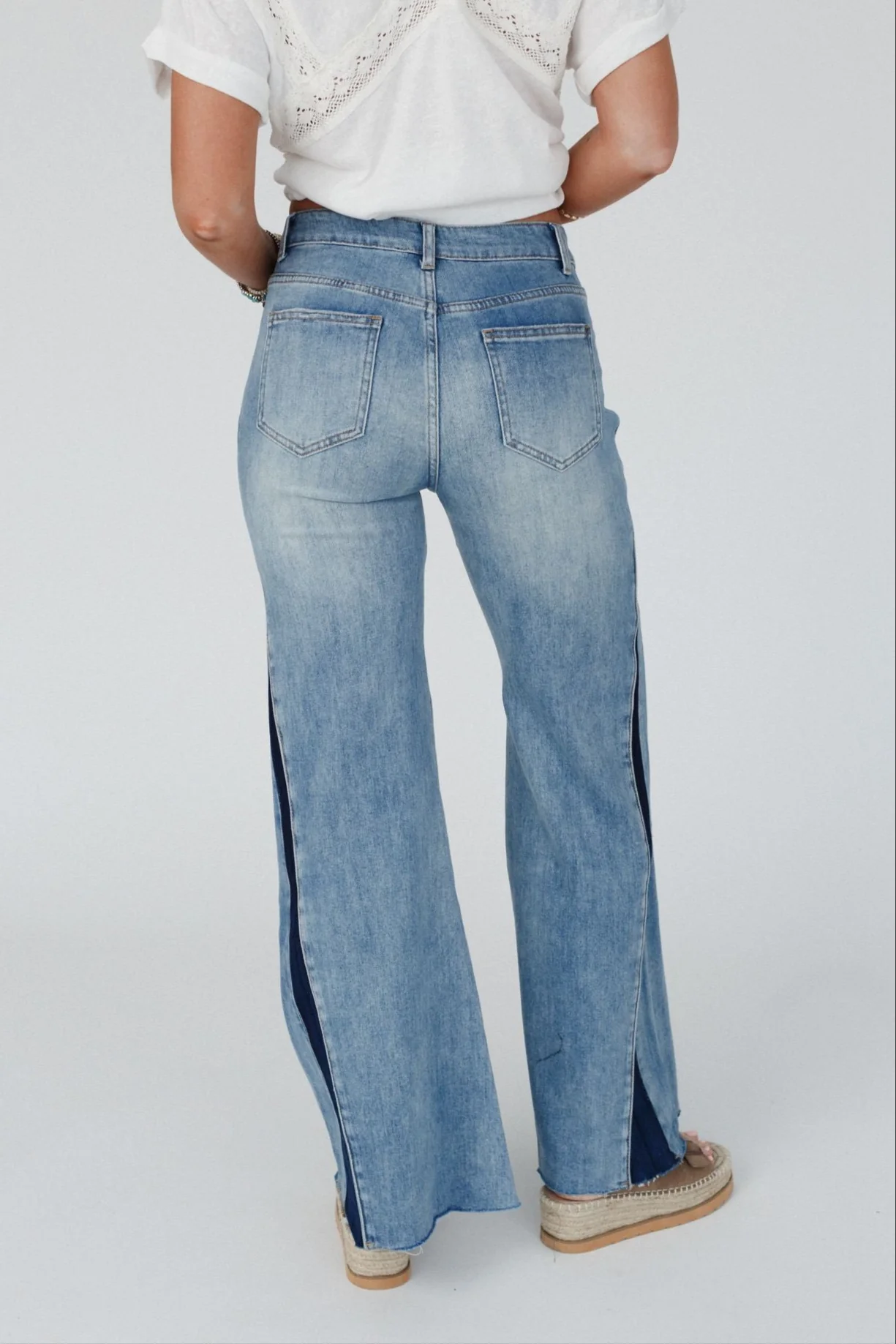 Retro Revival Wide Flare Jeans - Blue - Image 3