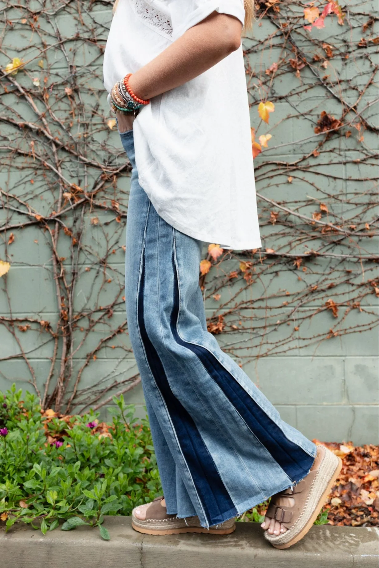 Retro Revival Wide Flare Jeans - Blue - Image 4